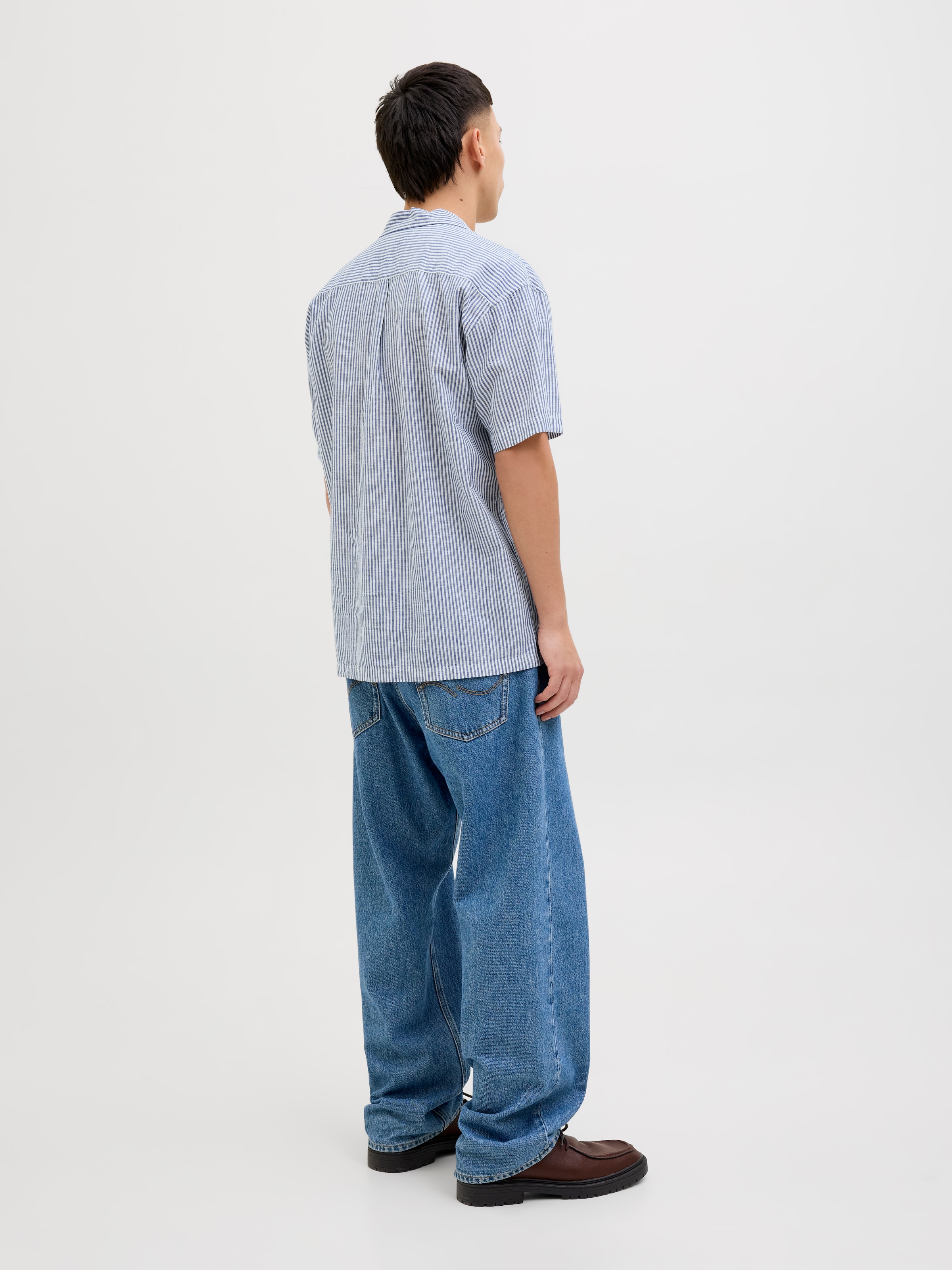 Jack & Jones Kurzarmhemd »JJESUMMER RESORT SHIRT SS SN«, mit Resort Kragen