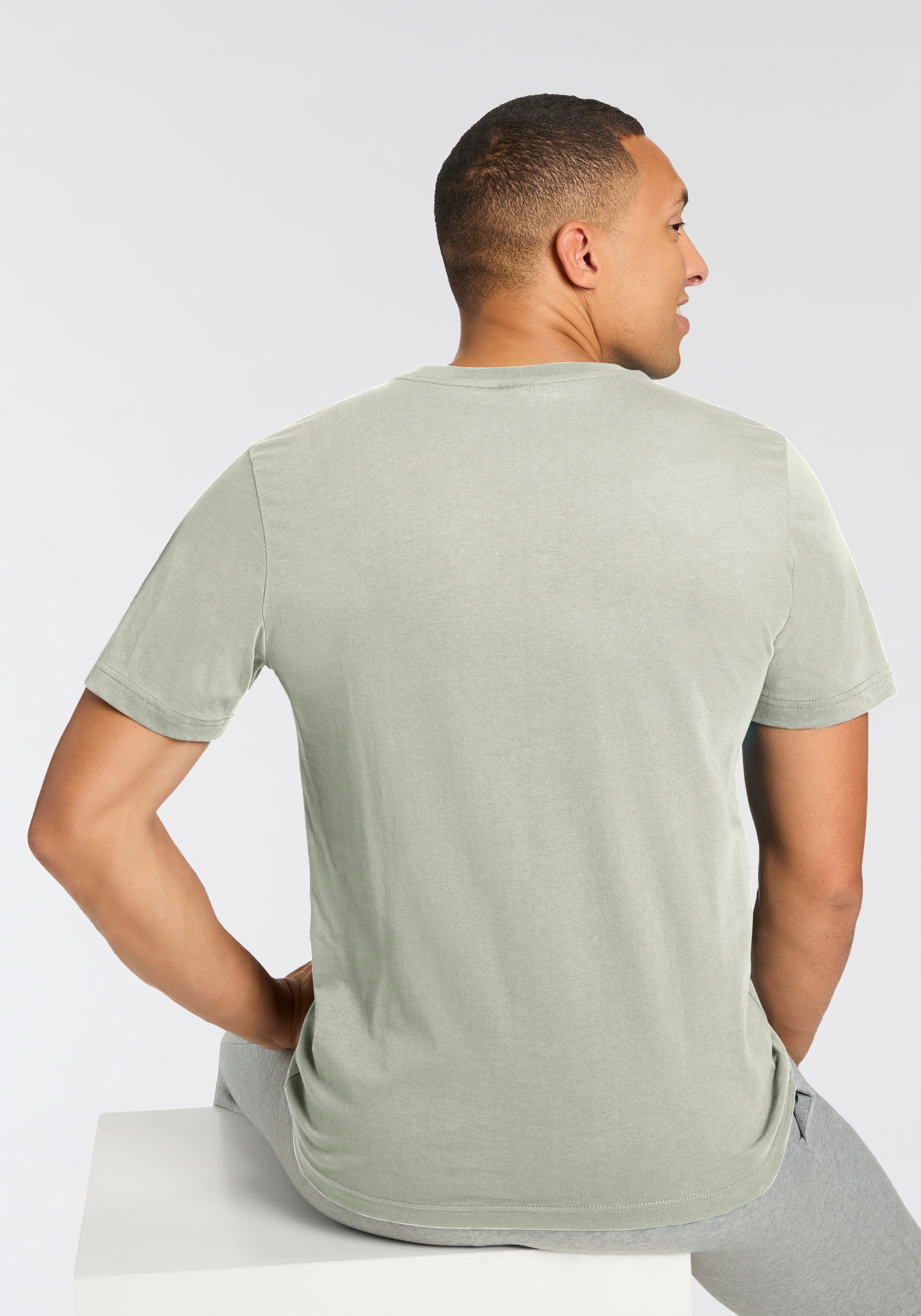 Converse T-Shirt »GO-TO MINI PATCH T-SHIRT« 1 Stk. tlg. Unisex