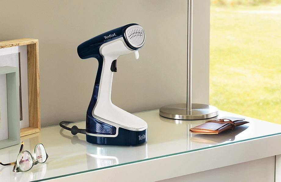 Tefal Dampfbürste »Access Steam, 1500 W, kompaktes Design, Dampfleistung 24 g/Min.,«, 1500 W, kurze Aufheizzeit, Wassertank 200ml, Steamer, dunkelblau/weiß, DR8085