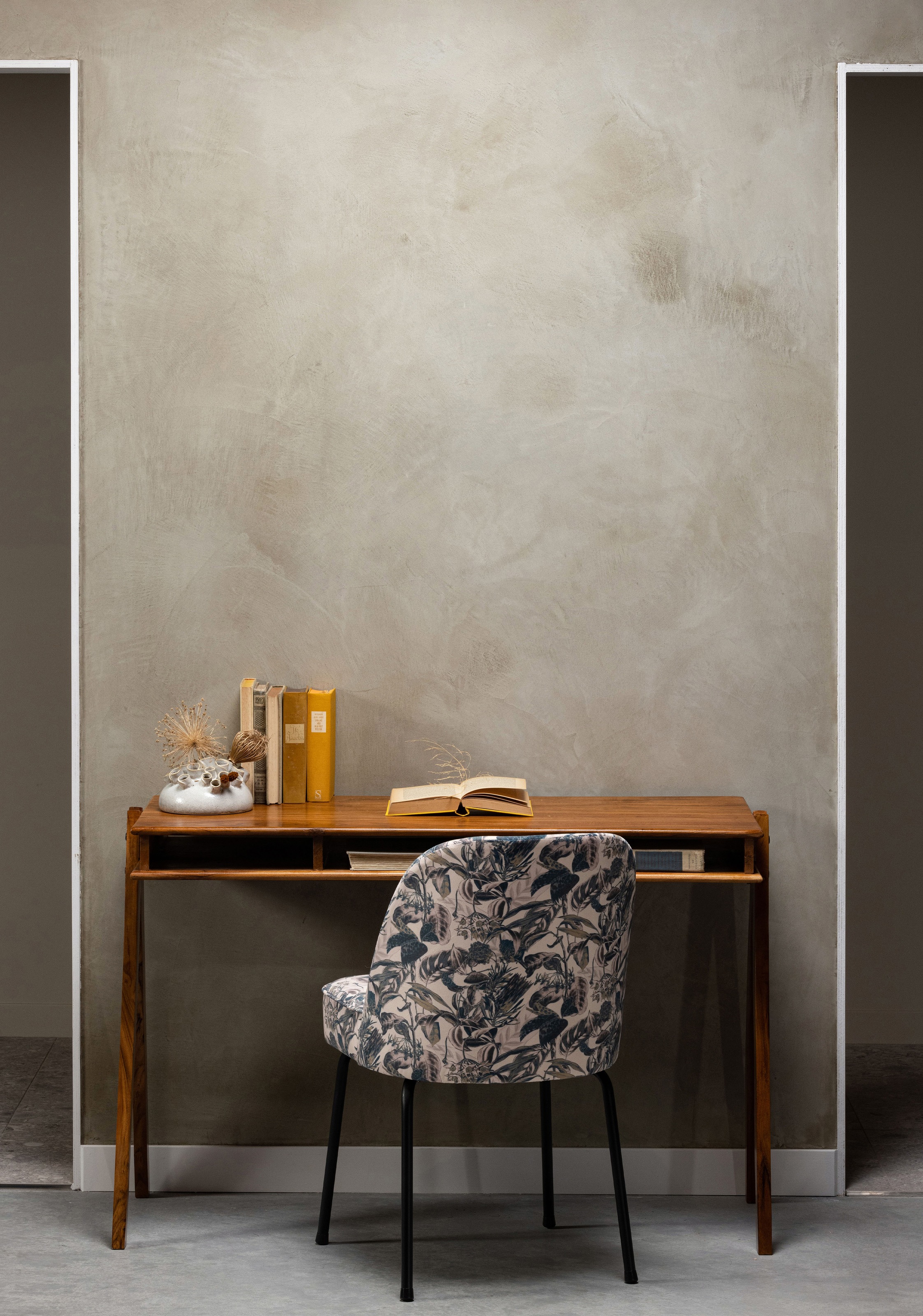 WOOOD Schreibtisch »Compartment aus Akazienholz mit drei offenen Fächern 120x50x78 cm« Tragkraft Blatt 25 kg, einfach zu montieren, sichtbare Maserung