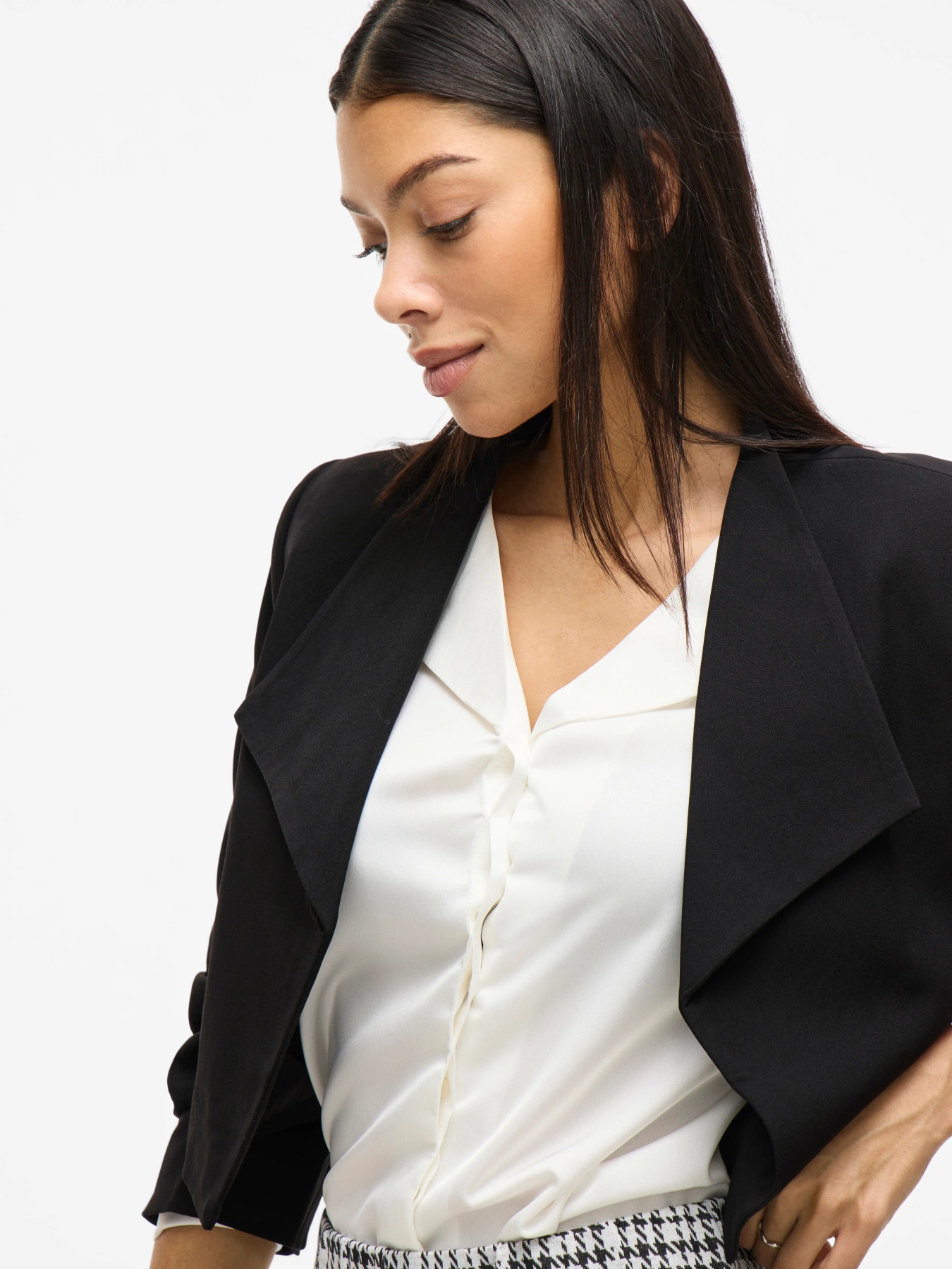 Vila Kurzblazer »VIHER BIN CROPPED BLAZER - NOOS« Materialmix, loose fit