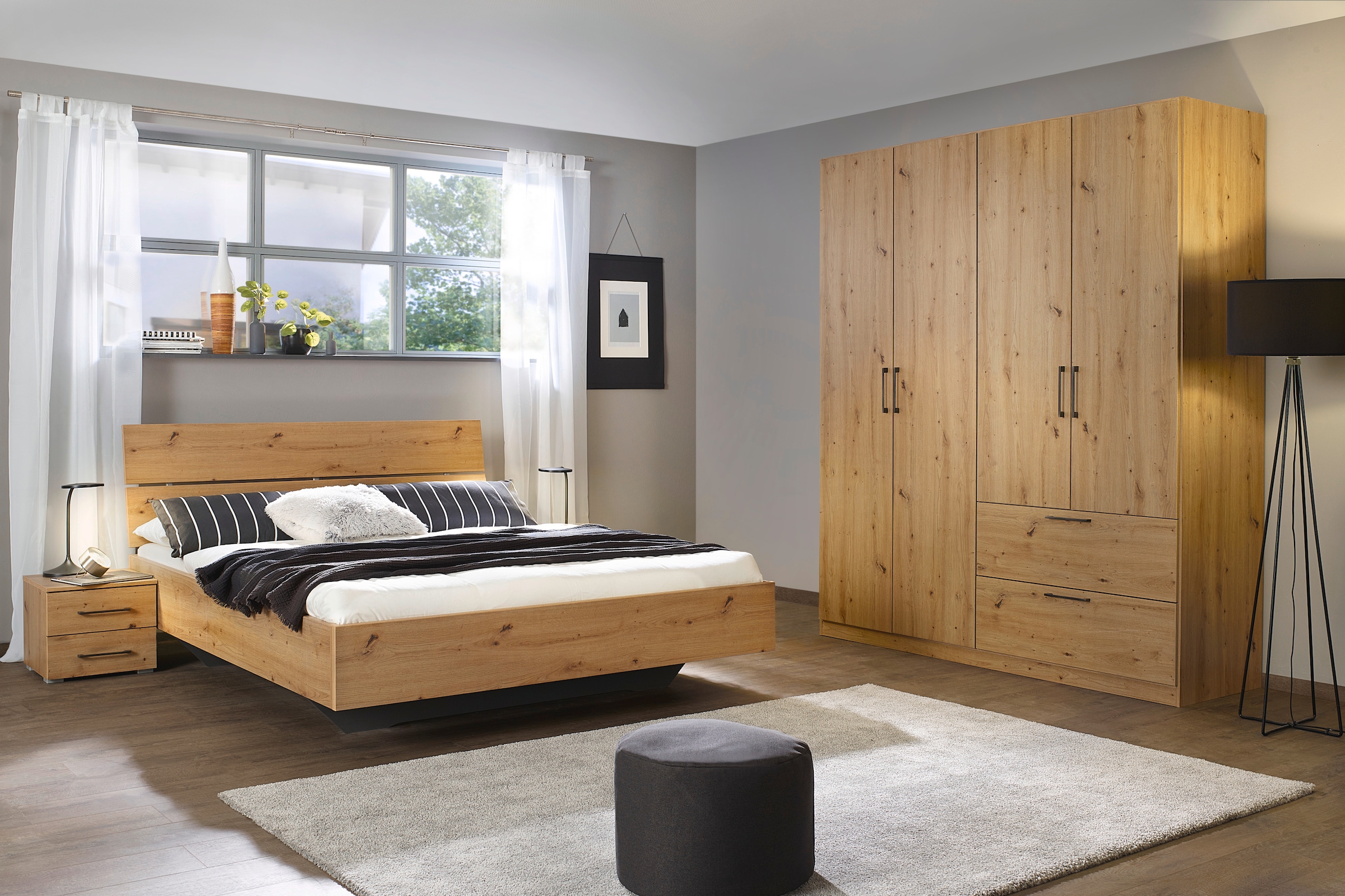 INOSIGN BY RAUCH Kleiderschrank »CHALLENGER«, Drehtürenschrank mit  geräumigen Schubladen MADE IN GERMANY