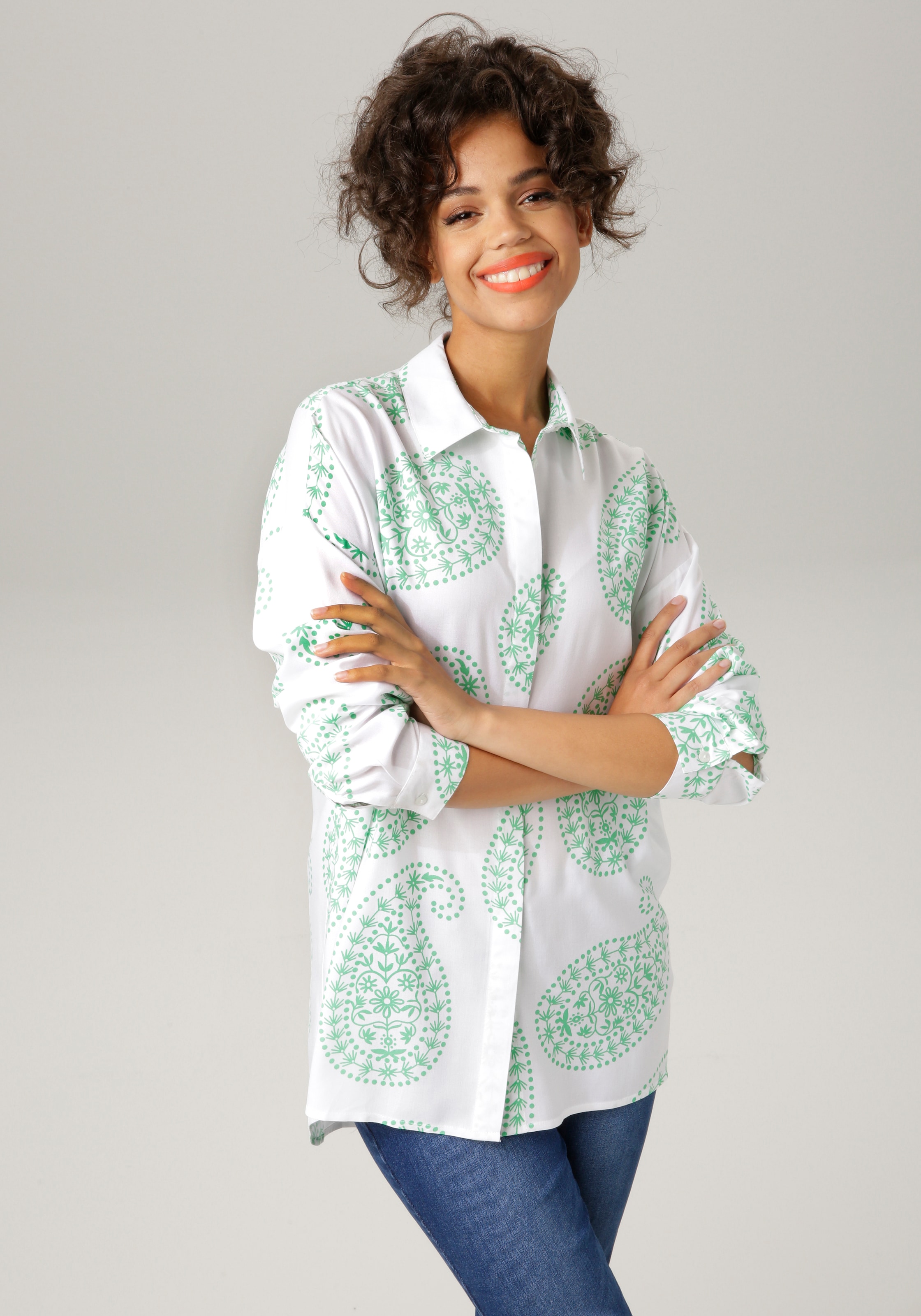 Aniston CASUAL Hemdbluse, mit großflächigem Paisley-Muster bei ♕ | Gemusterte Kleider