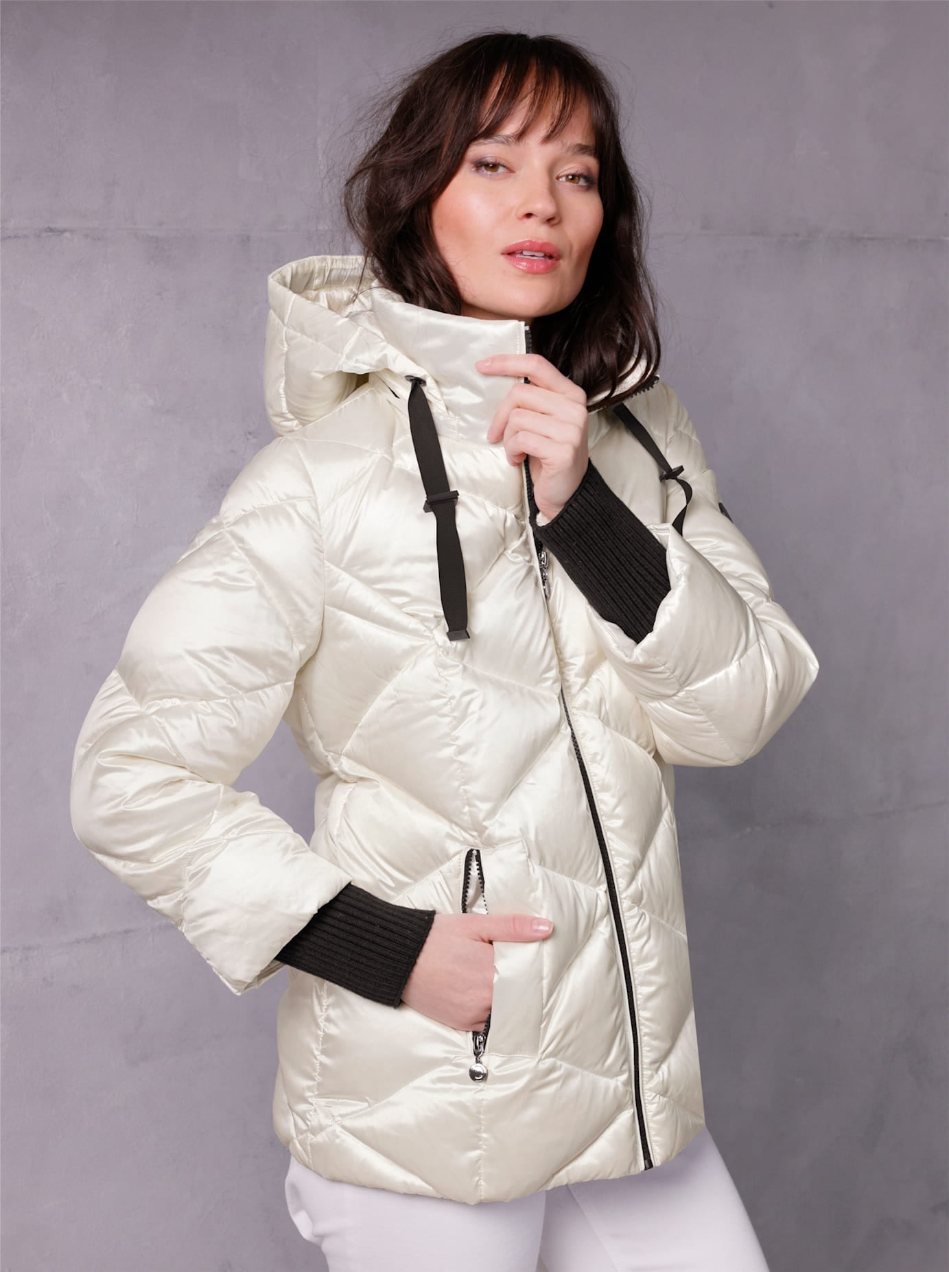 CREATION L PREMIUM Daunenjacke, mit Kapuze