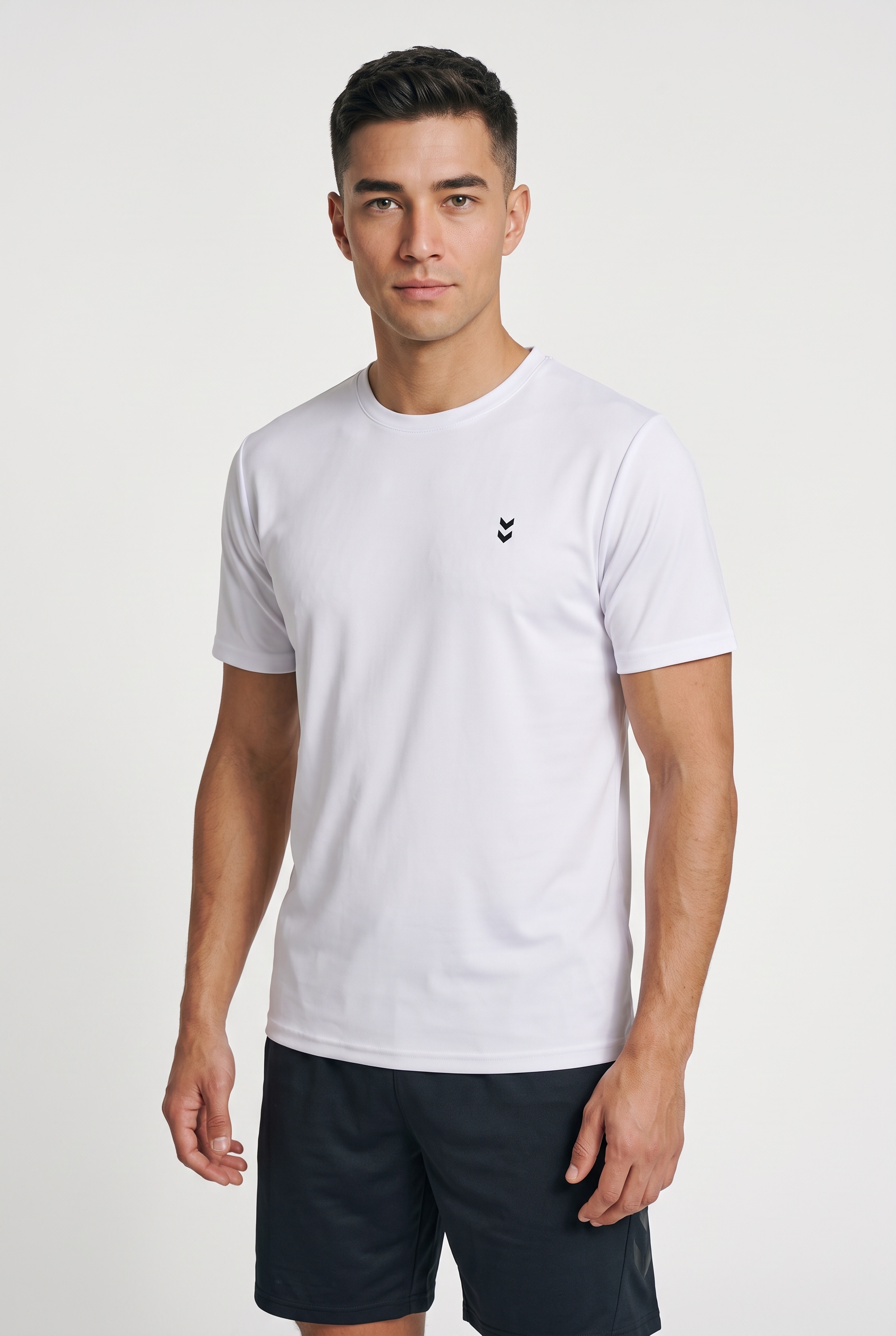 hummel Trainingsshirt »HMLPULSE TRAINING  T-SHIRT S/S« kurze Ärmel, atmungsaktiv, schnell trocknend
