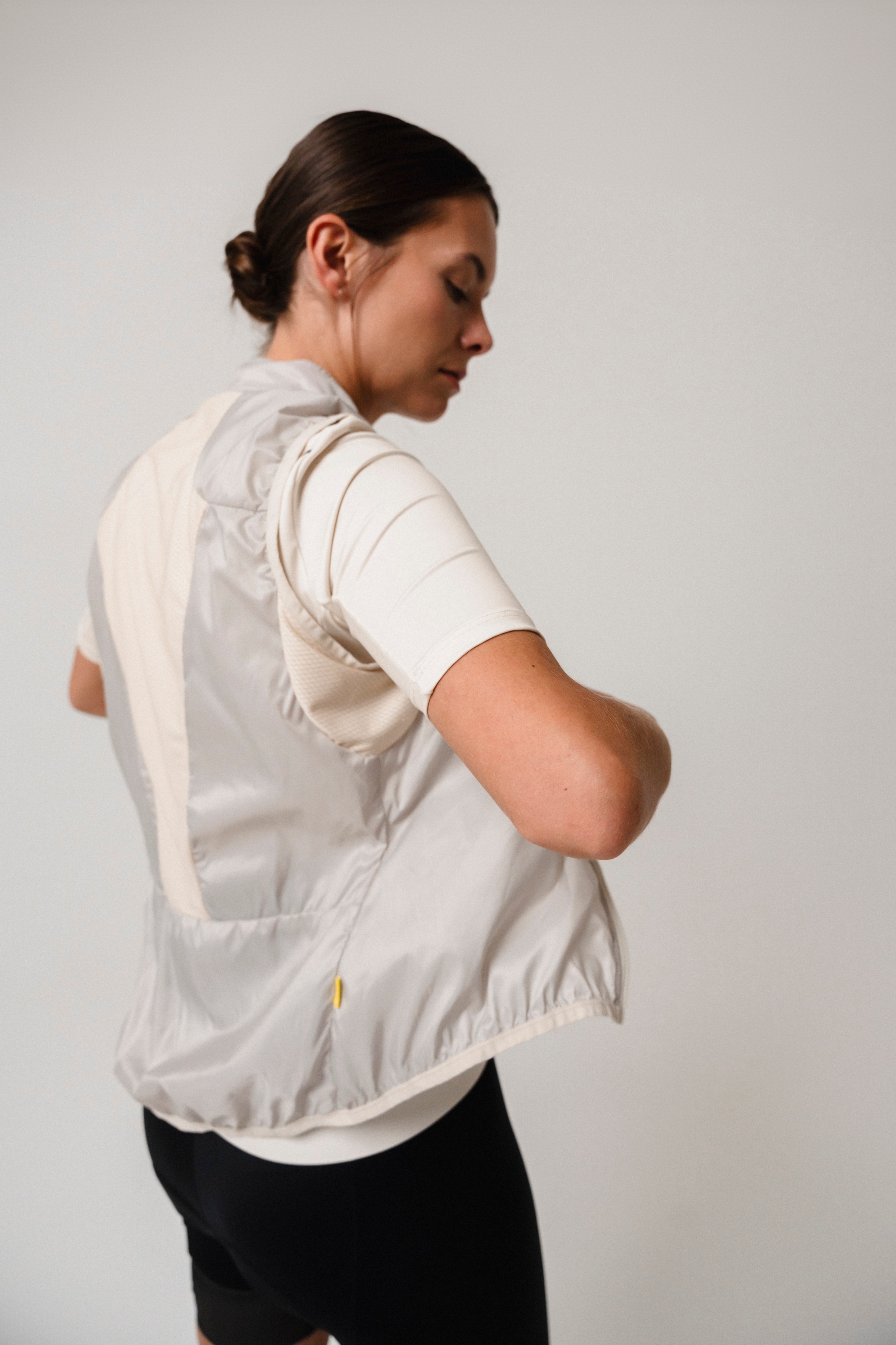 Gonso Funktionsweste »Road Vest Wind W« Damen Weste, atmungsaktive Radweste, leichte Windweste, Tight Fit