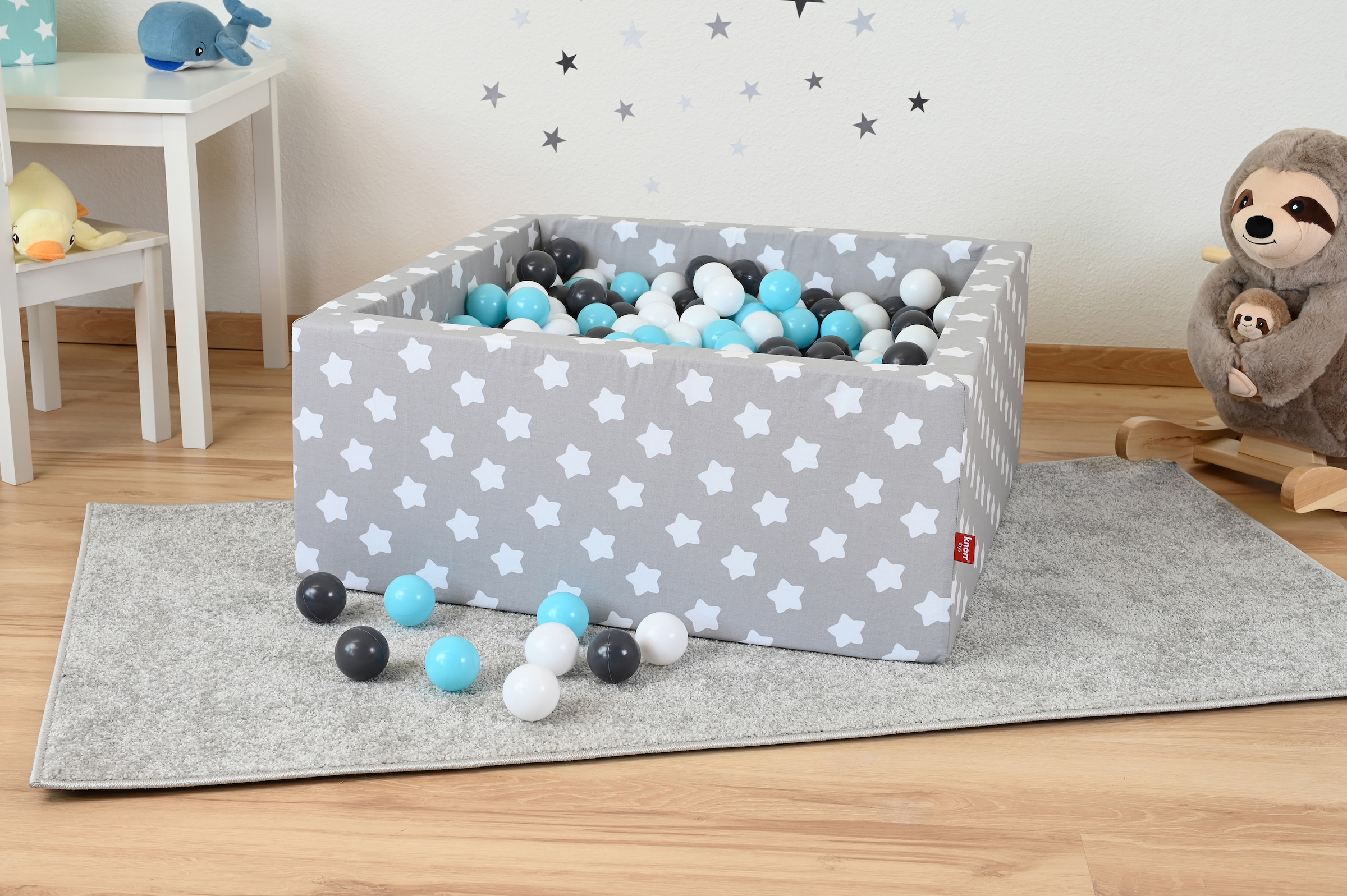 Knorrtoys® Bällebad »Soft, Grey White Stars«, eckig mit 100 Bällen creme/Grey/lightBlue; Made in Europe