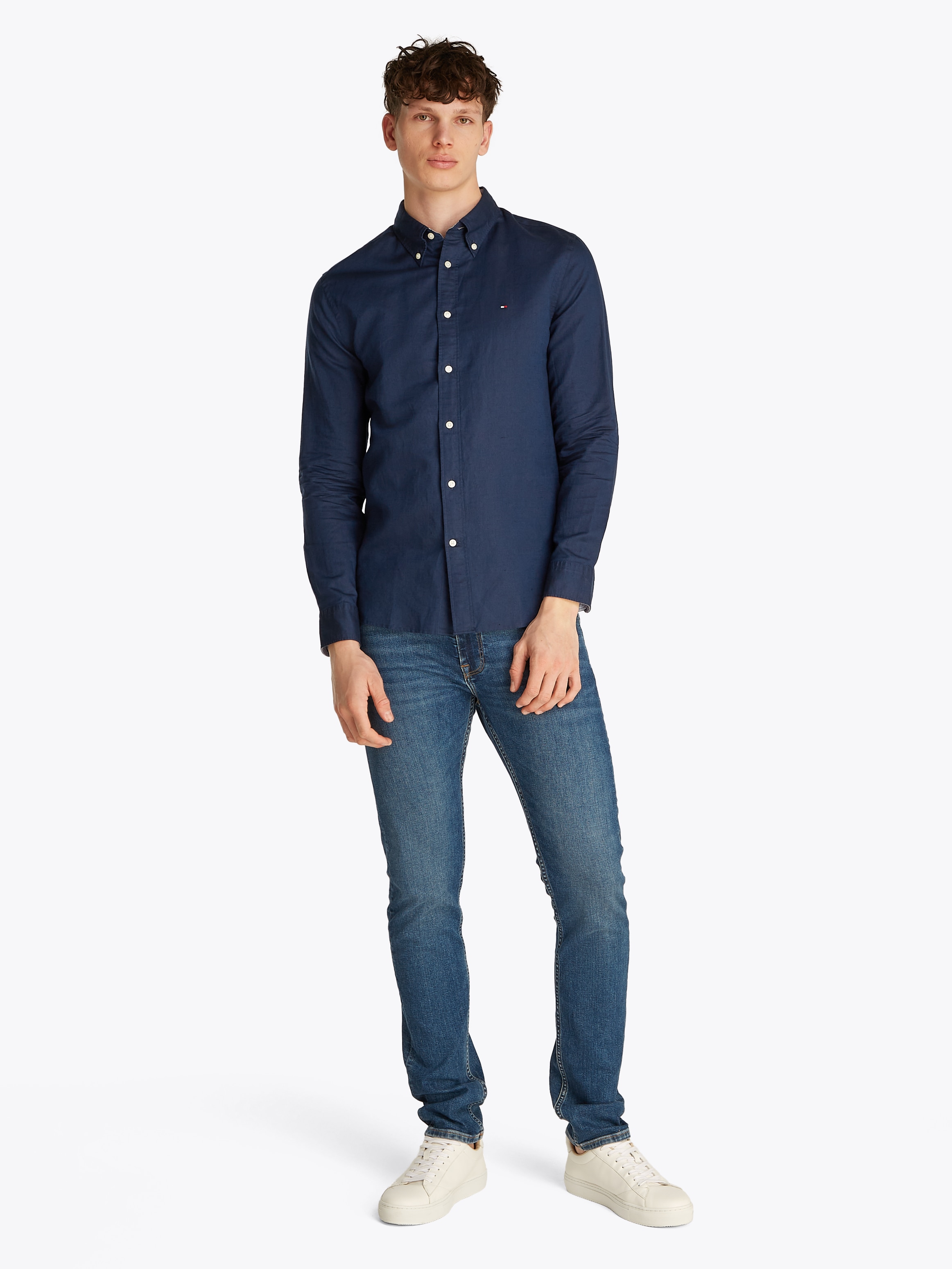 Tommy Hilfiger Langarmhemd »LINEN BLEND SOLID RF SHIRT«, mit Button-down-Kragen