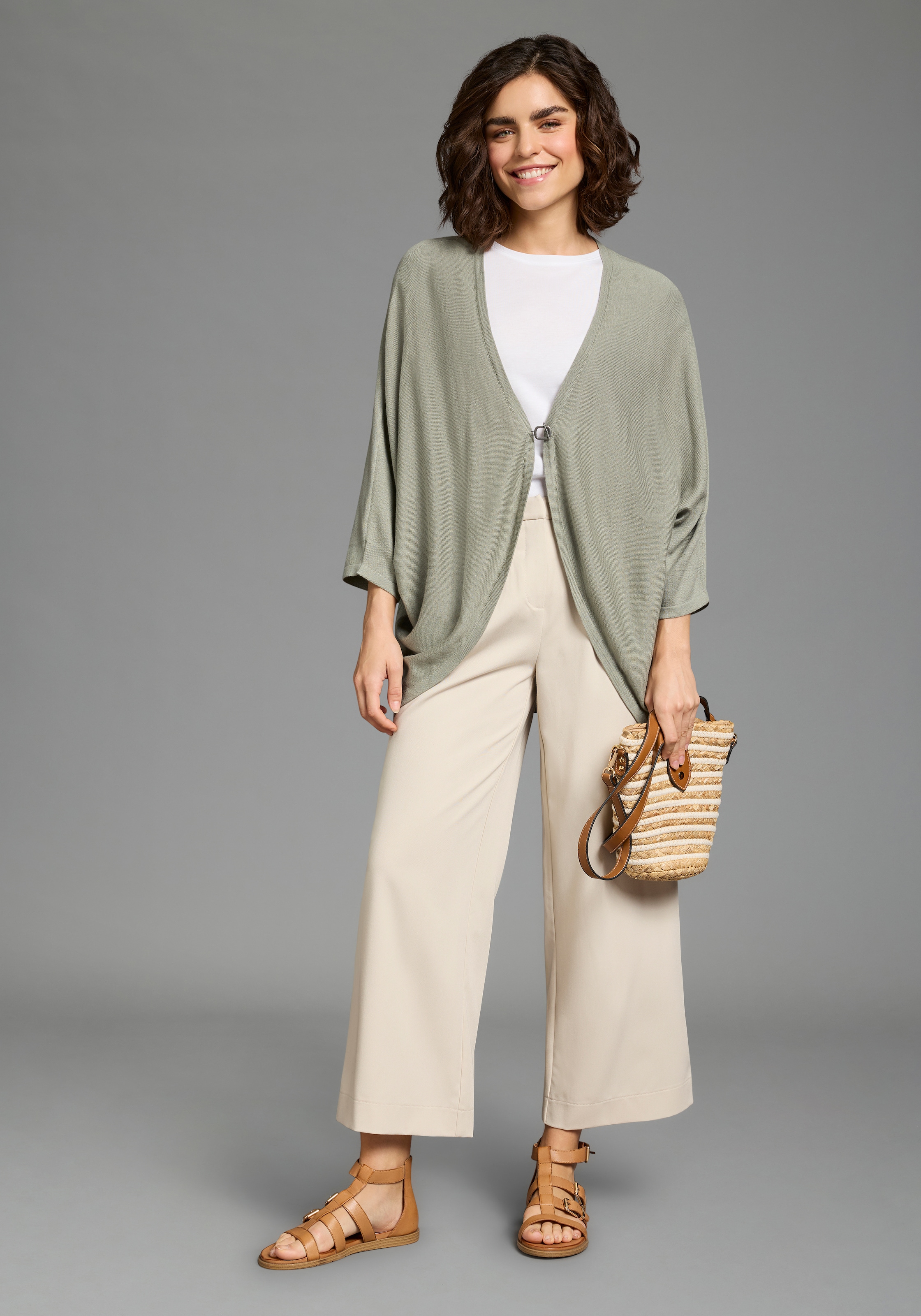 Laura Scott Strickjacke oversized, mit Verschluss und 3/4 Ärmeln