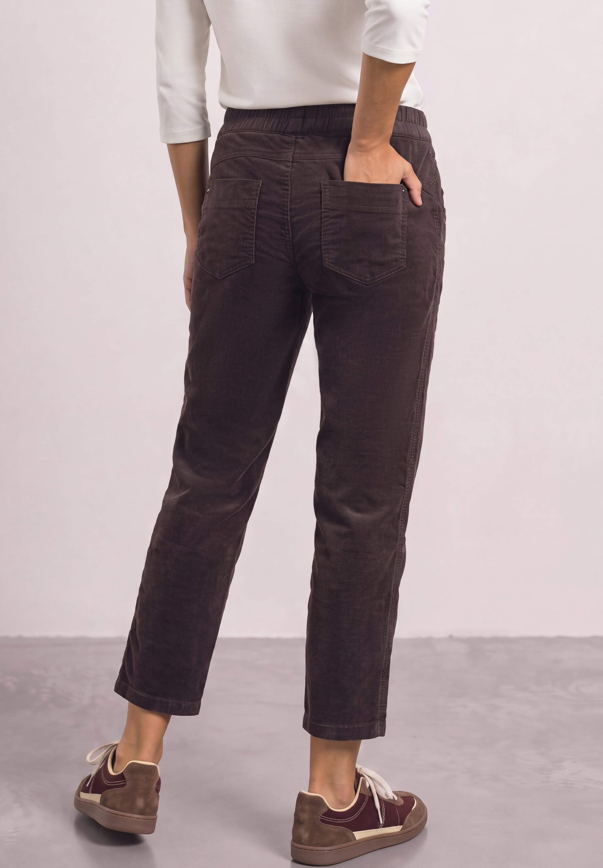 STREET ONE Cordhose  Loose Fit mit elastischem Bund, 7/8-Länge