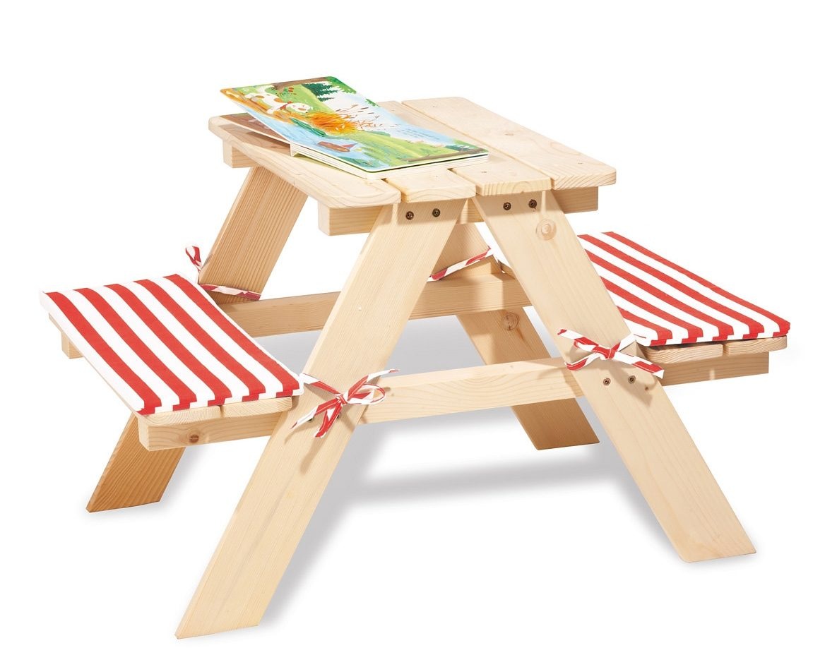 Kinder-Gartenmöbel aus Holz