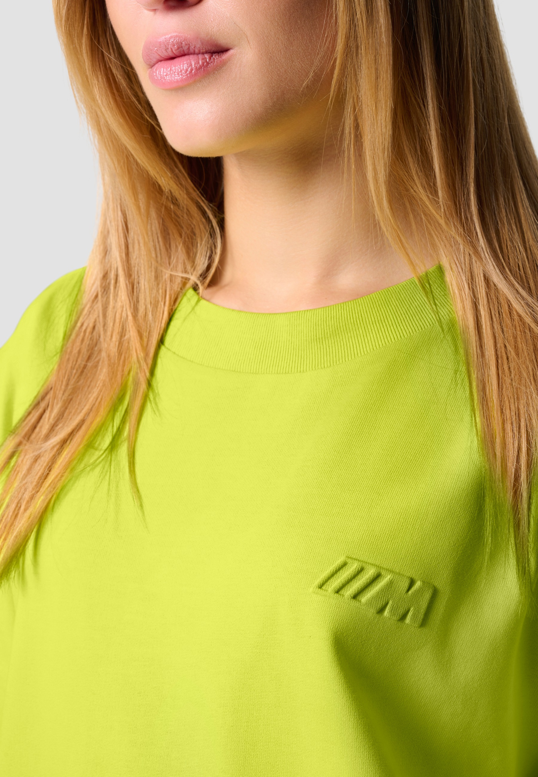 BMW T-Shirt, mit Logostickerei auf Brusthöhe