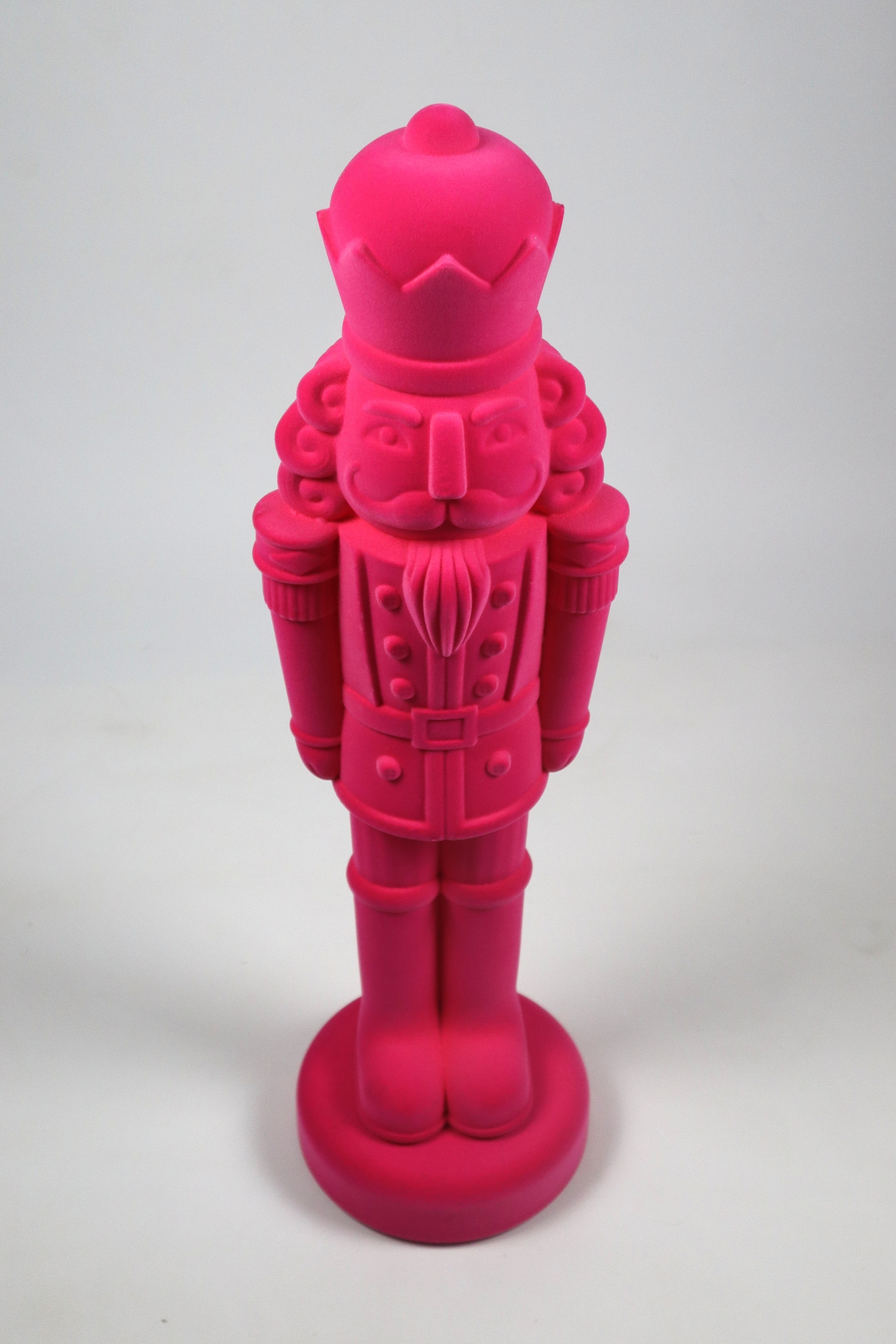 AM Design Weihnachtsfigur »Nussknacker mit samtweichem Flock« in verschiedenen Größen und Farben