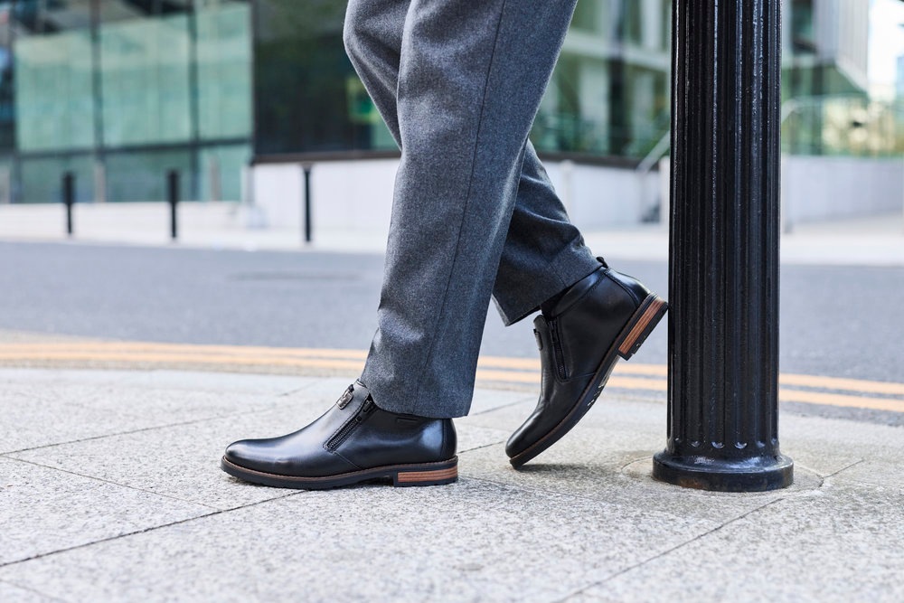 Rieker Stiefelette  Reißverschluss-Stiefelette mit riekerTEX Ausstattung, schmale Form