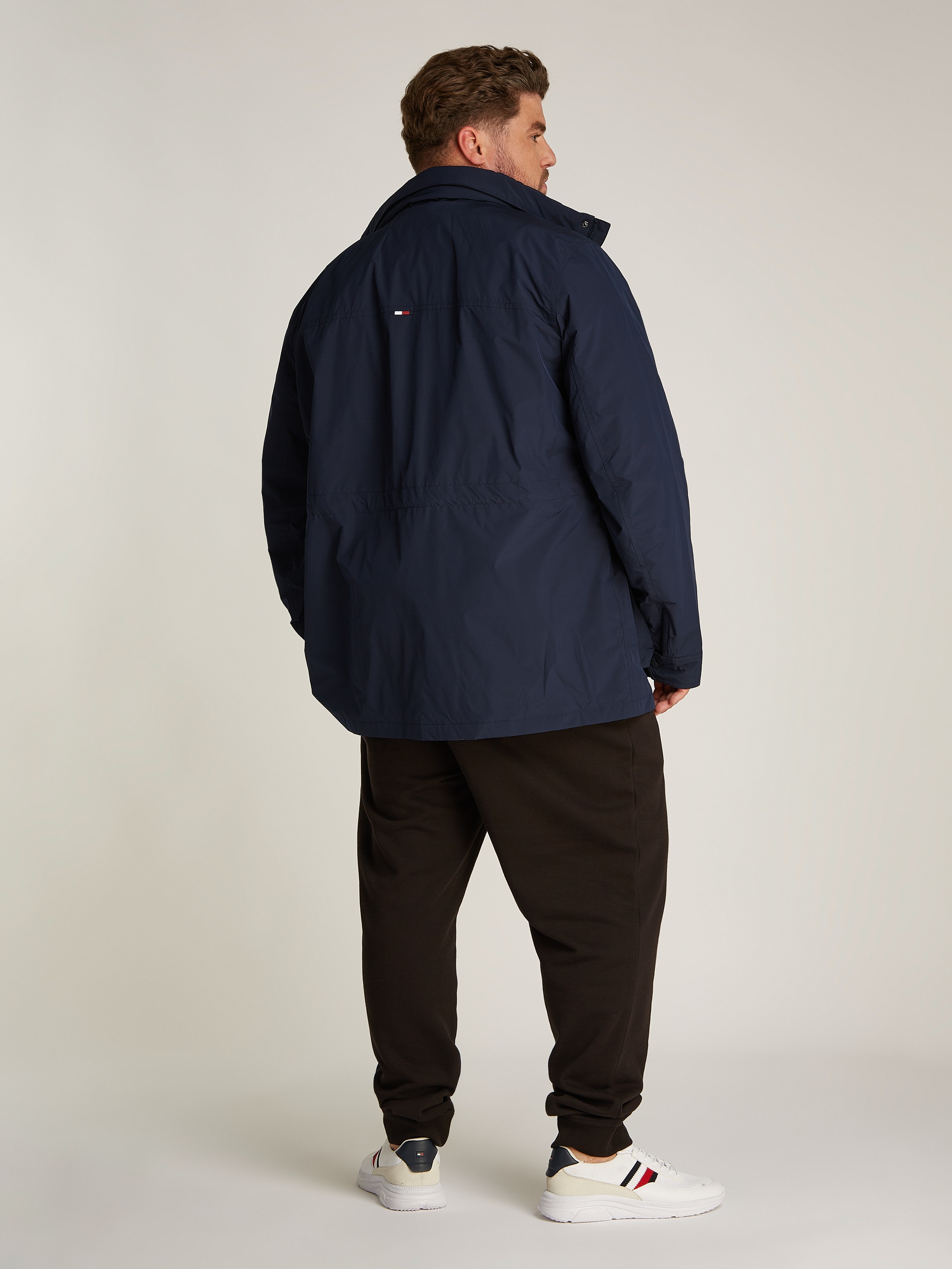 Tommy Hilfiger Big & Tall Allwetterjacke »BT-LW PACKABLE FIELD JACKET-B«, in Großen Größen, Logostickerei