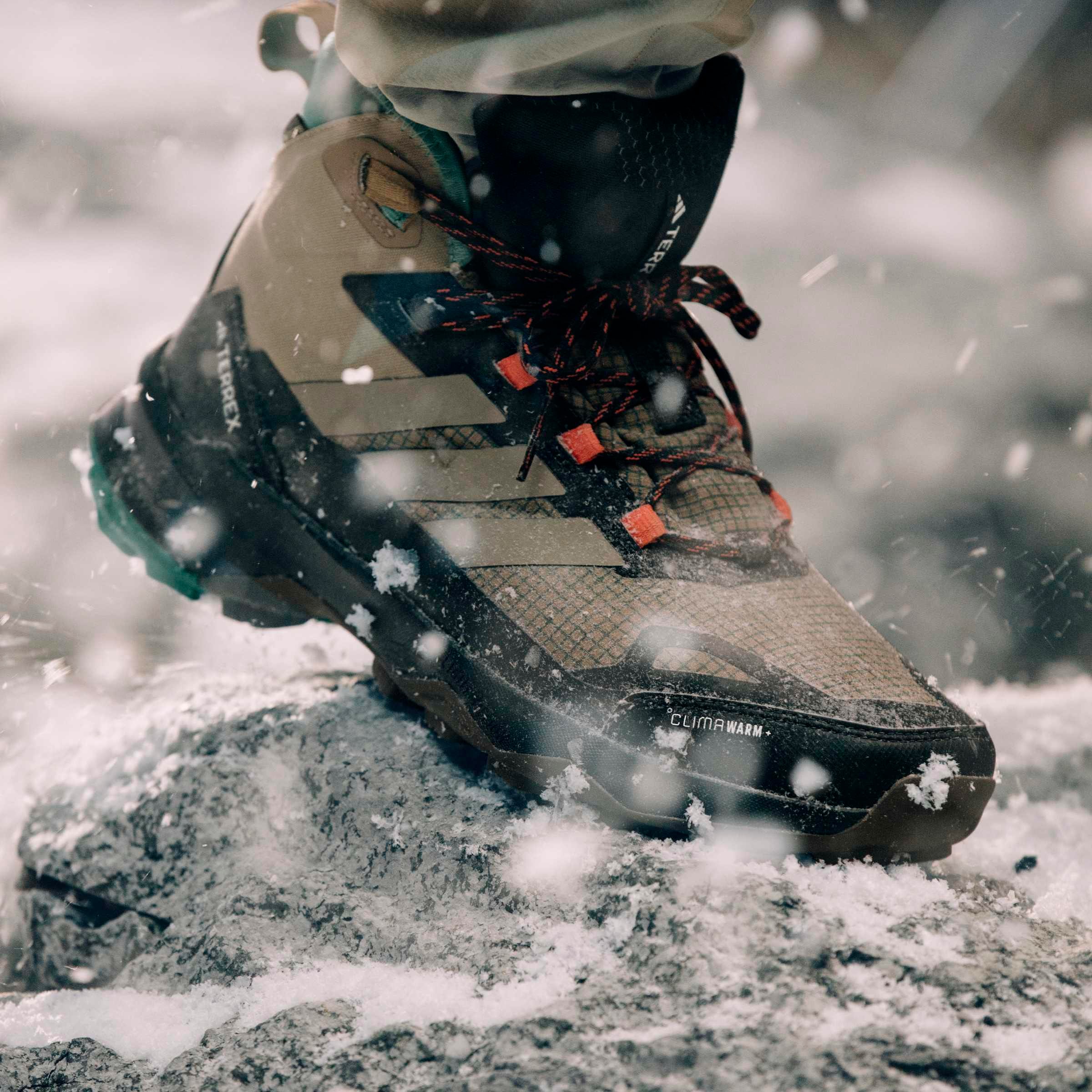 adidas TERREX Wanderschuh »TERREX SKYCHASER AX5 MID GORE-TEX CLIMAWARM+«  wasserdicht und wärmend