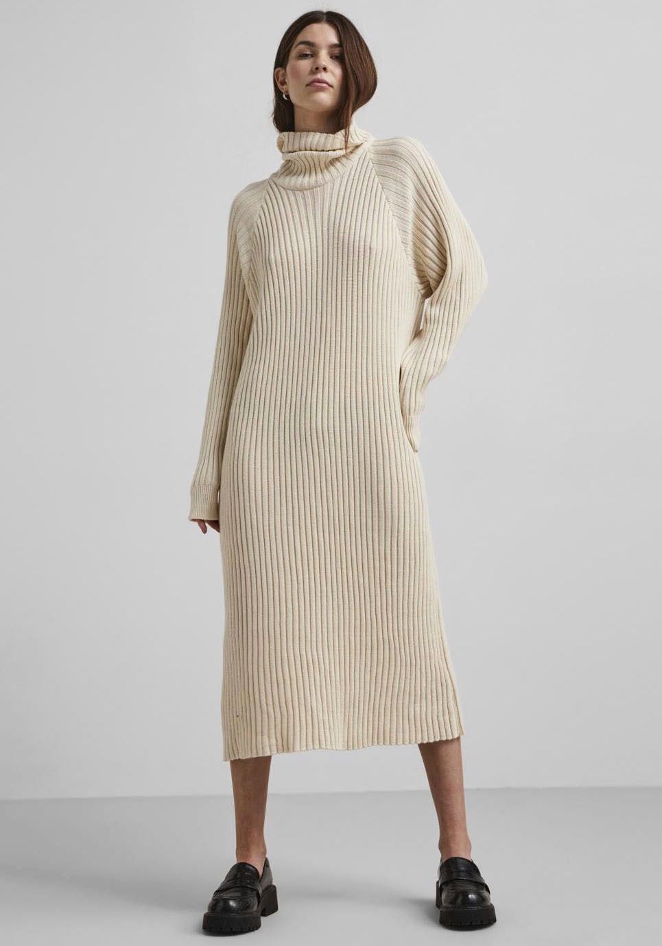 Y.A.S Strickkleid »YASMAVI KNIT MIDI ROLLNECK DRESS«