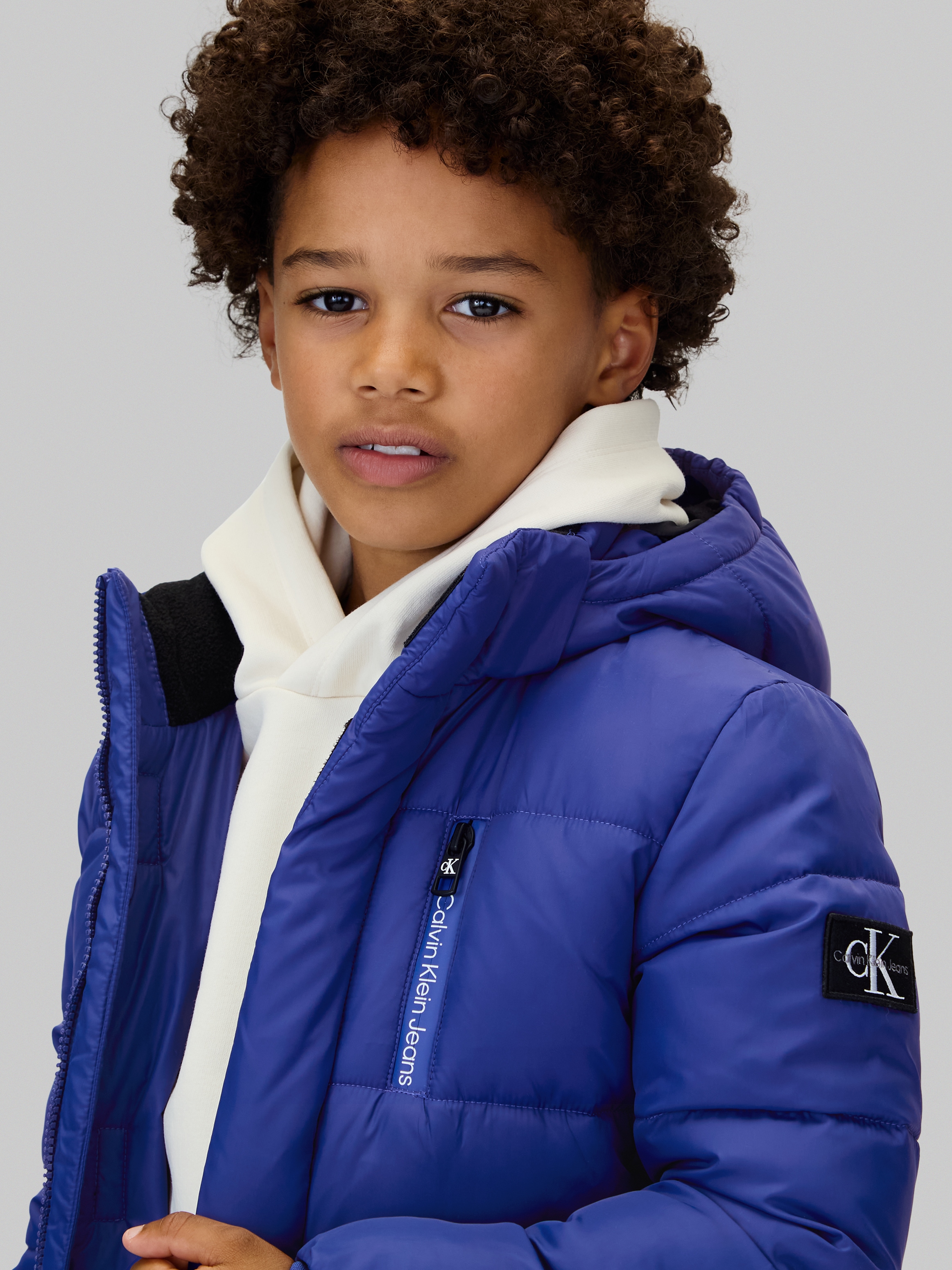 Calvin Klein Jeans Winterjacke »ESSENTIAL PUFFER JACKET«, mit Kapuze, für Kinder bis 16 Jahre und mit Logopatch
