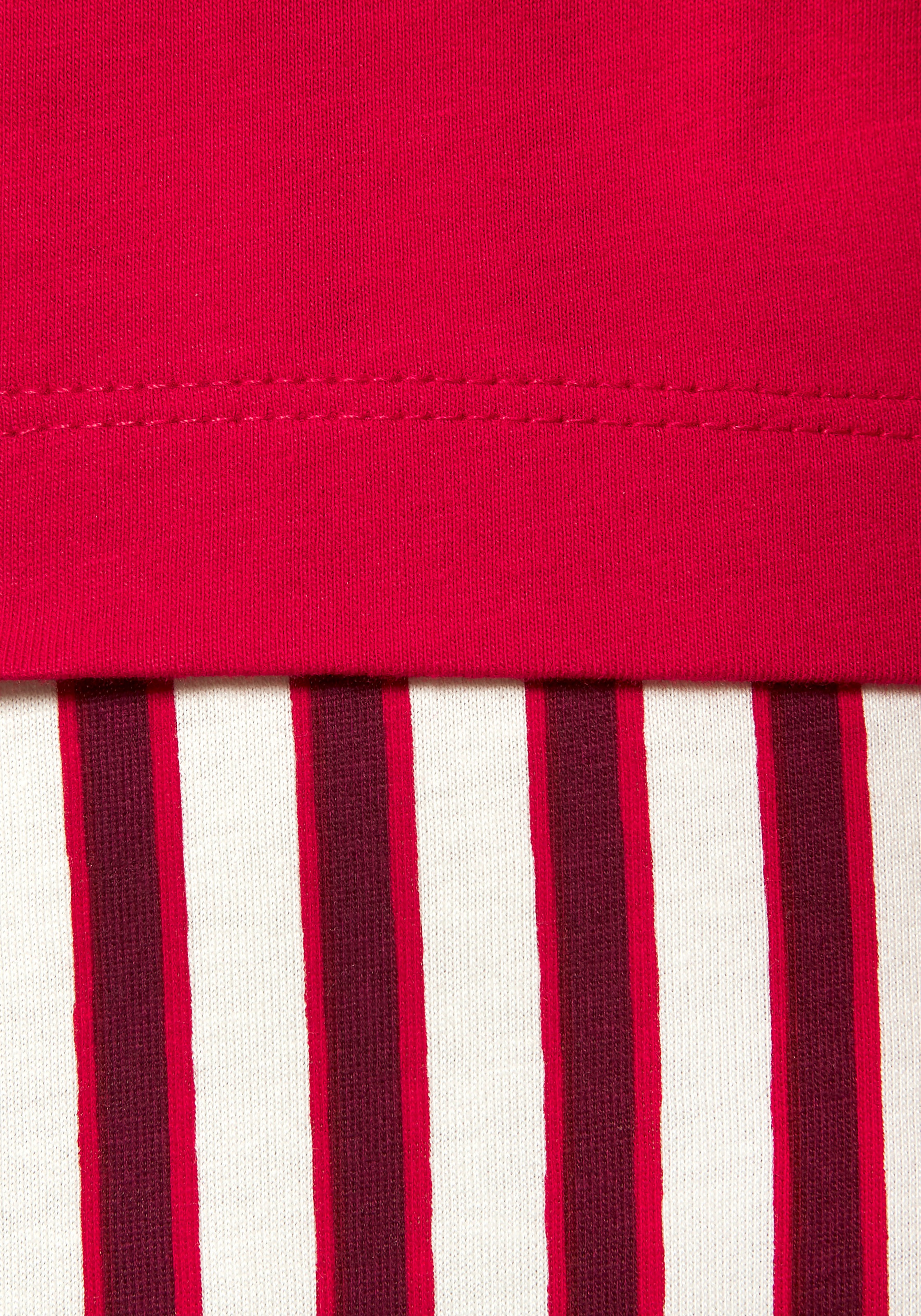 LASCANA Pyjama Set, 2-teilig, 2 tlg. Mit Weihnachtlichem Muster