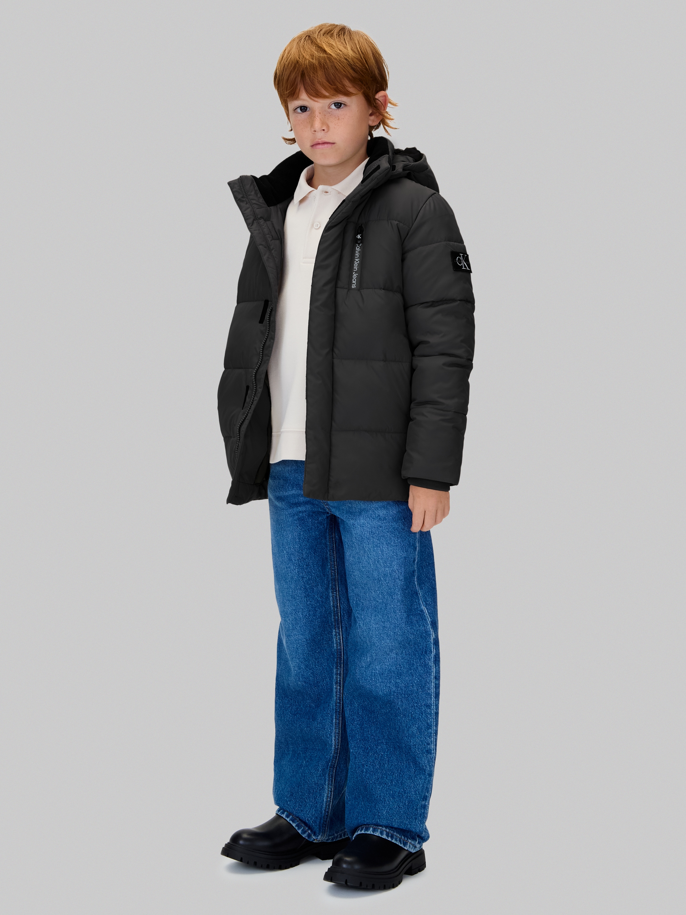 Calvin Klein Jeans Winterjacke »ESSENTIAL PUFFER JACKET«, mit Kapuze, für Kinder bis 16 Jahre und Calvin Klein Markenlabel
