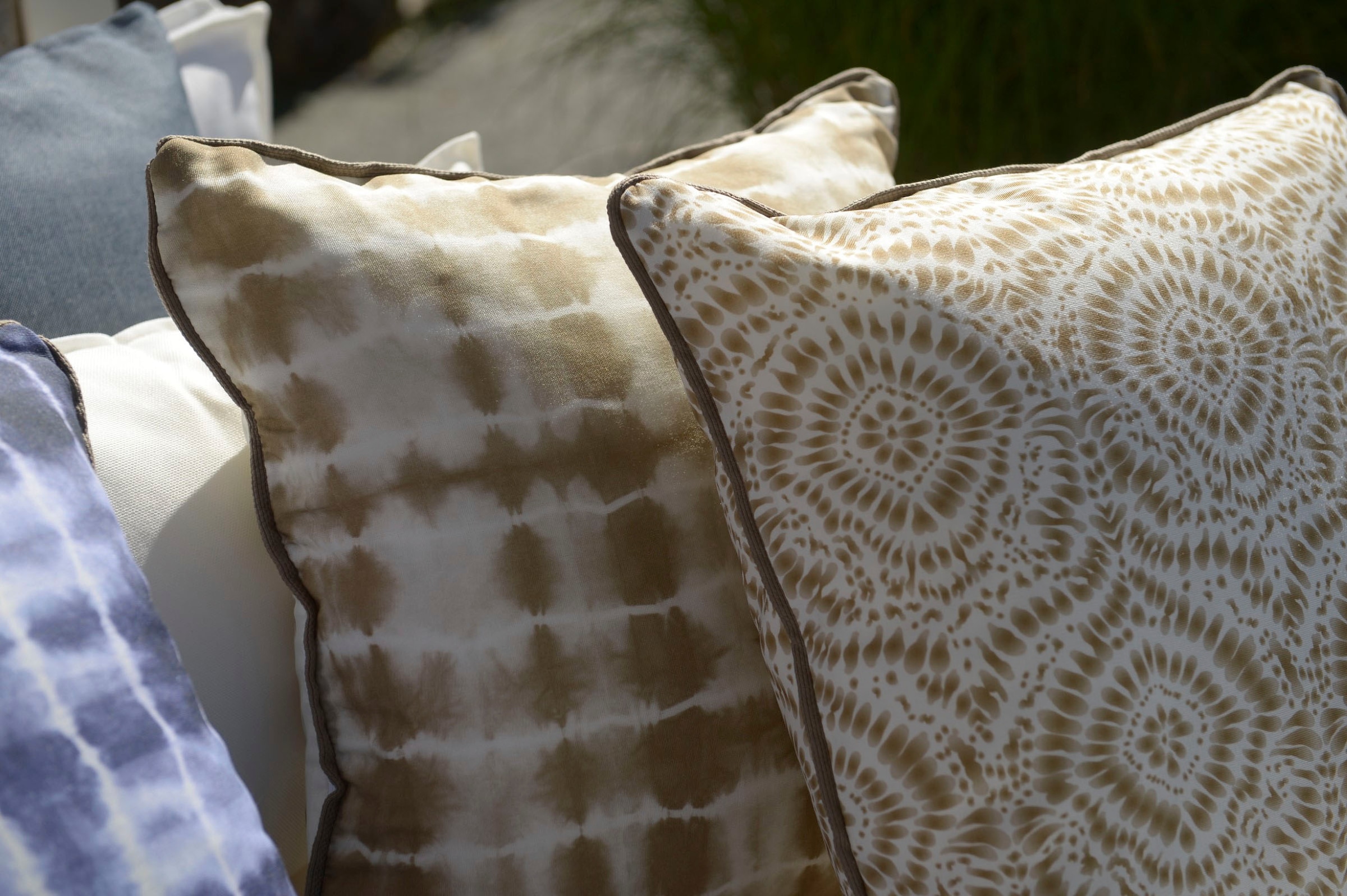 H.O.C.K. Dekokissen »Badu Batik Midnight Outdoor«, mit Keder, Kissenhülle mit Füllung, 1 Stück