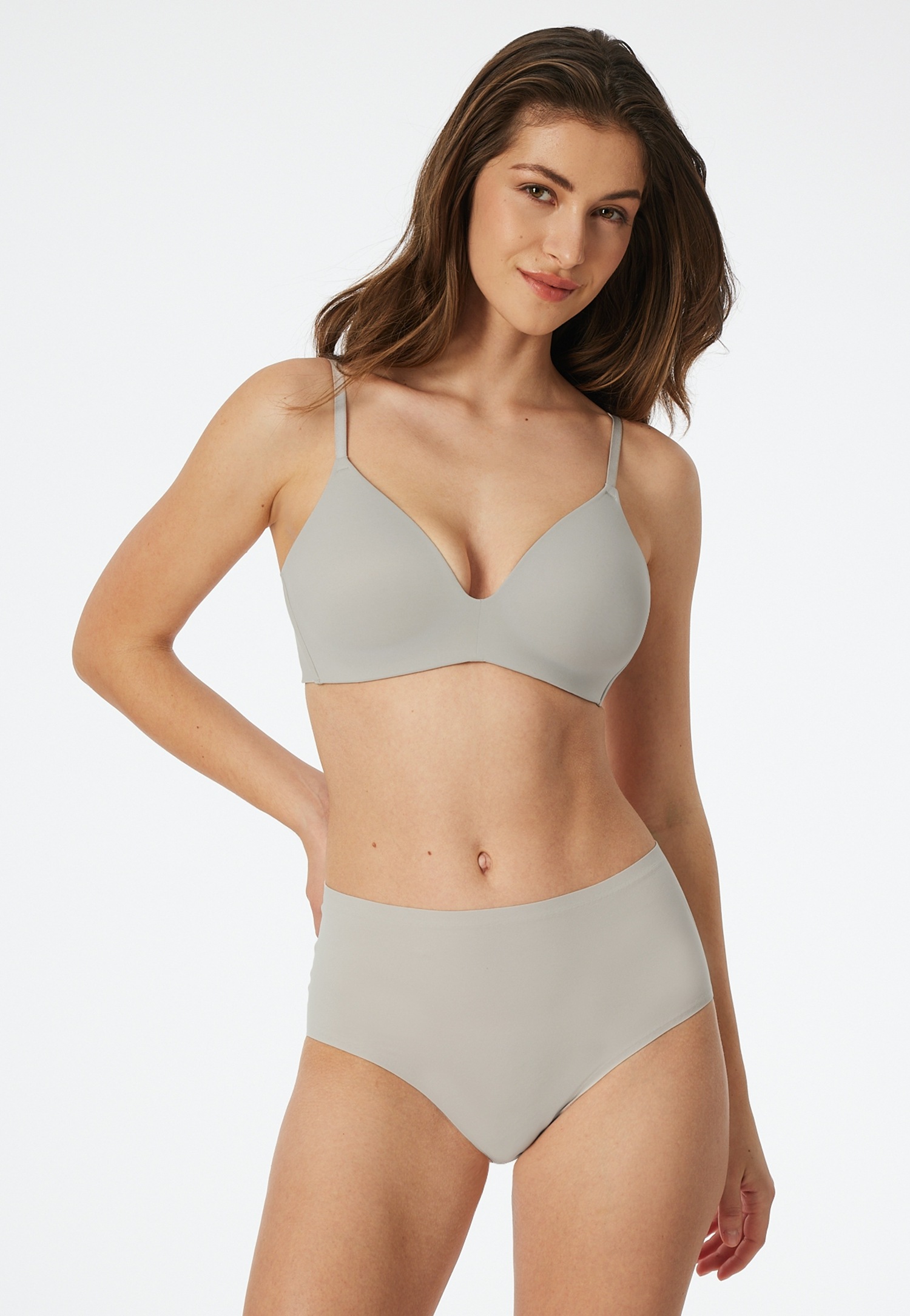 Schiesser Soft-BH »Invisible Soft« mit seitlichen Stäbchen für guten Halt