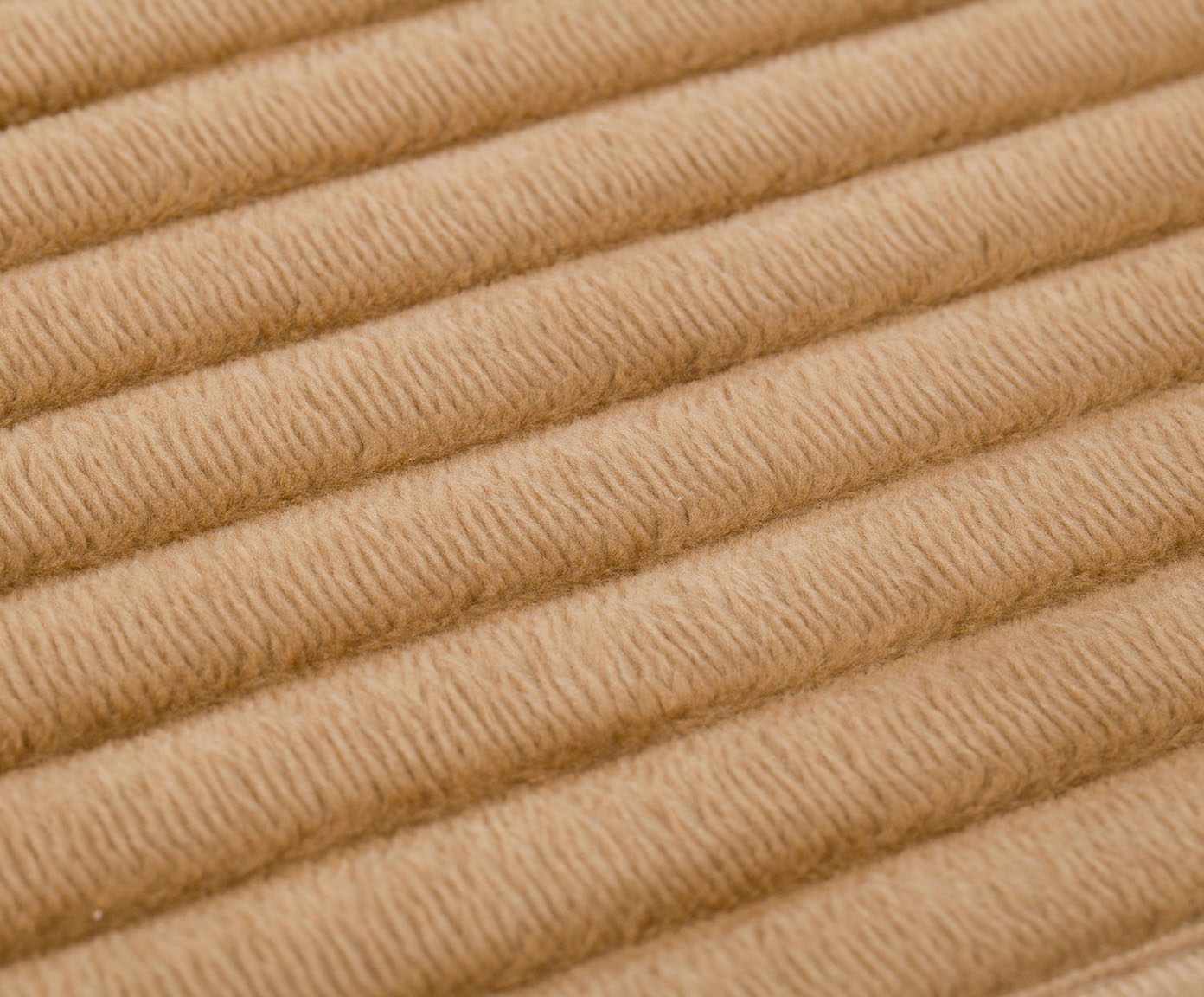 Gözze Badematte »Berlin« Höhe 7 mm rutschhemmend beschichtet fußbodenheizungsgeeignet Badteppich, Uni Farben, Cord Optik, waschbar