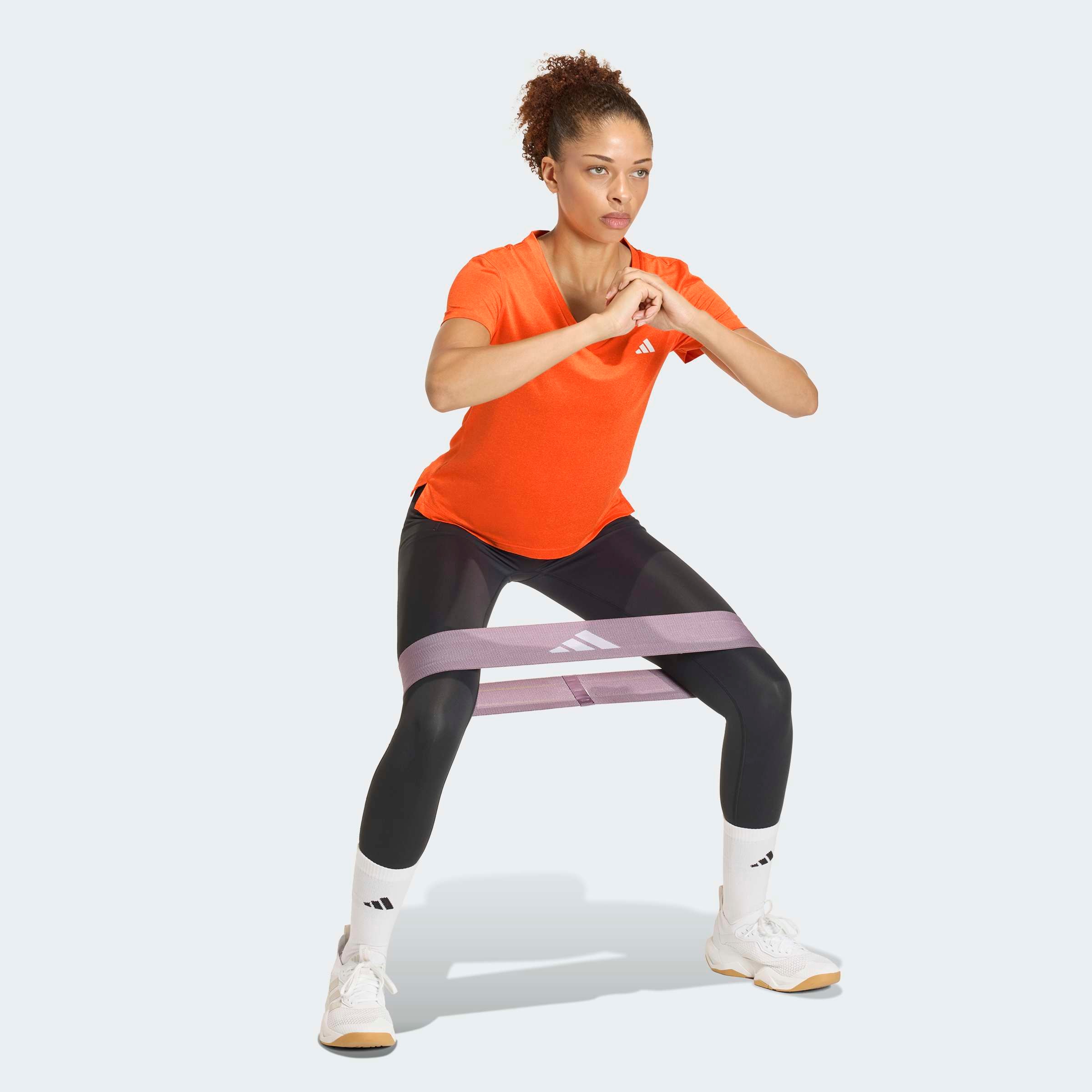 adidas Performance T-Shirt »ADIDAS WORKOUT ESSENTIALS MIT V-AUSSCHNITT«