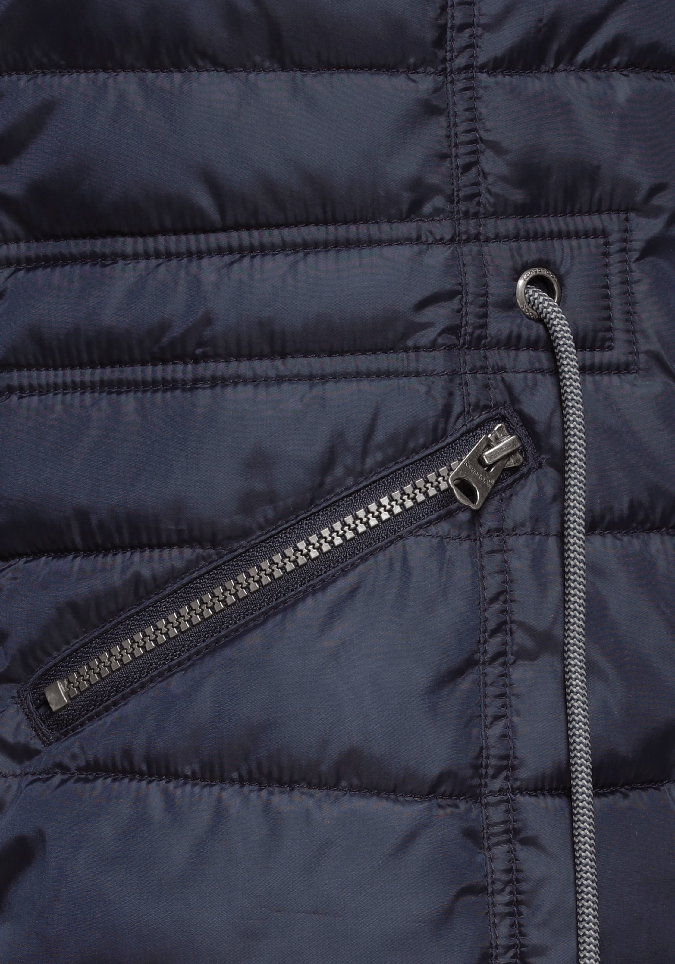 KangaROOS Steppjacke, mit Kapuze, figurbetonter Schnitt, mit Reißverschlusstaschen