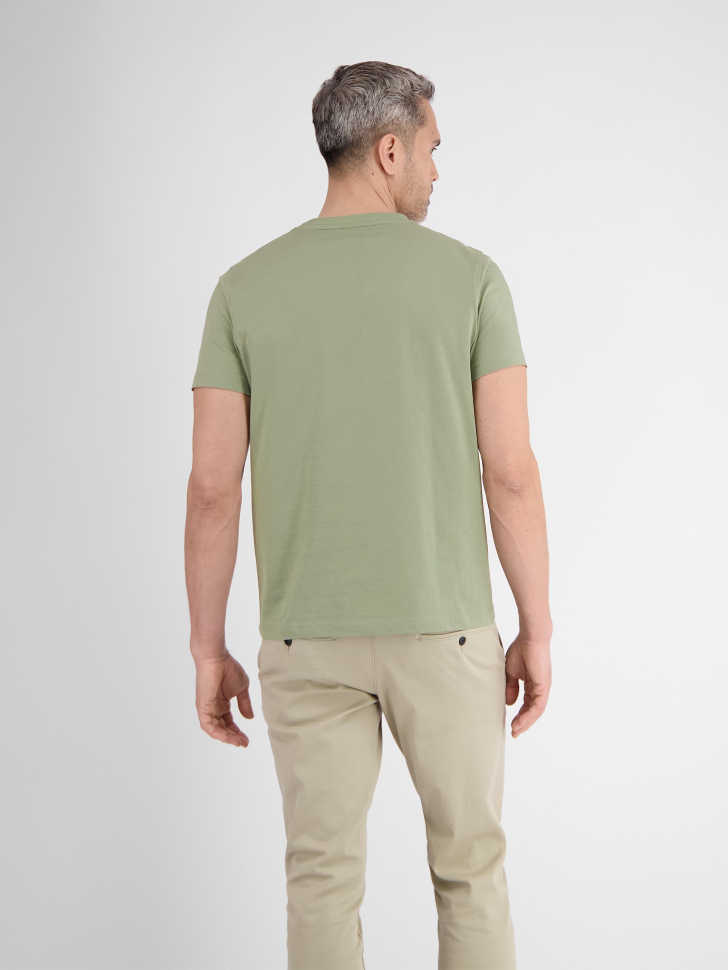 LERROS T-Shirt »LERROS Basic T-Shirt mit Logostitch, unifarben«