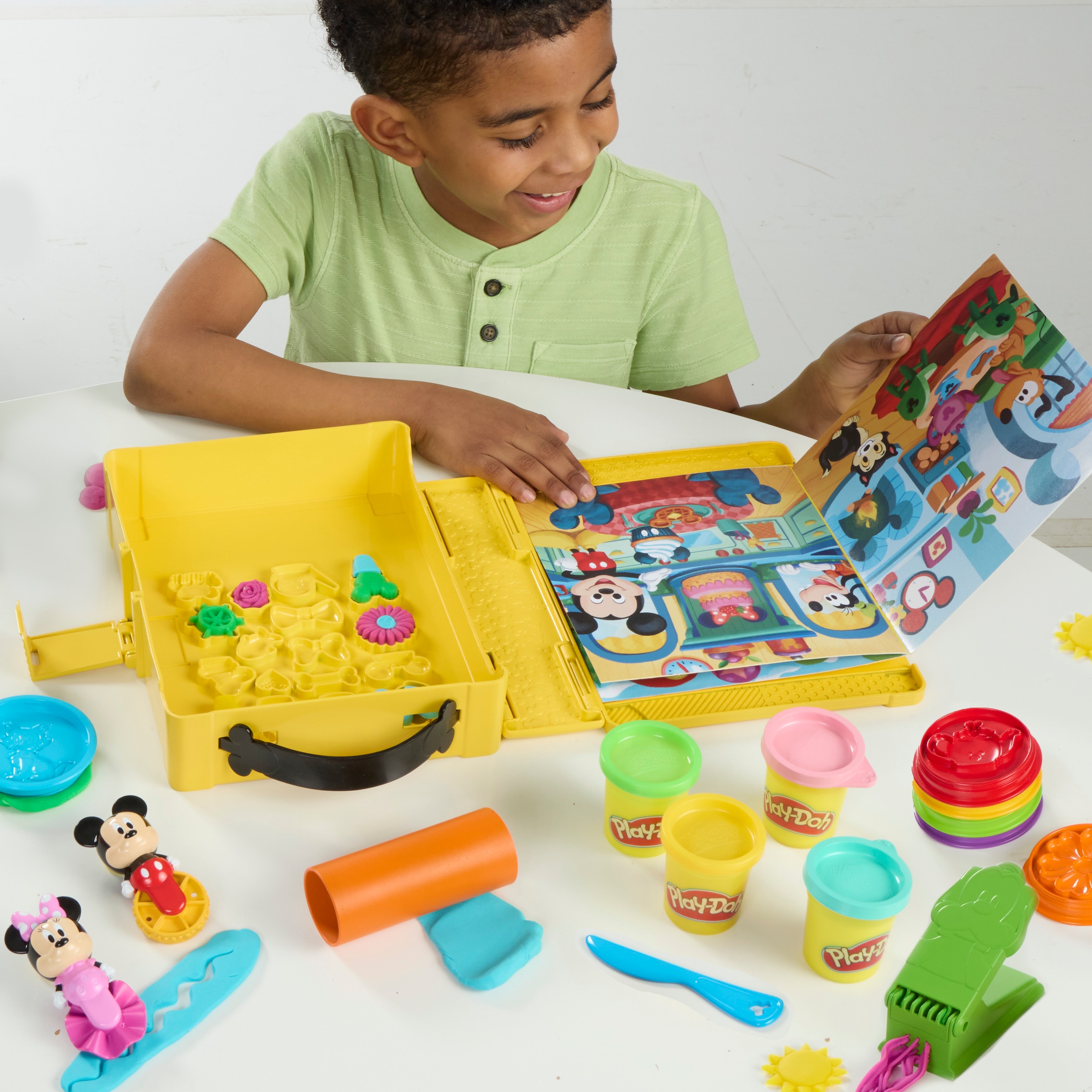 Hasbro Knetform-Set »Play-Doh Disney Junior Knet-Bilderbuch«