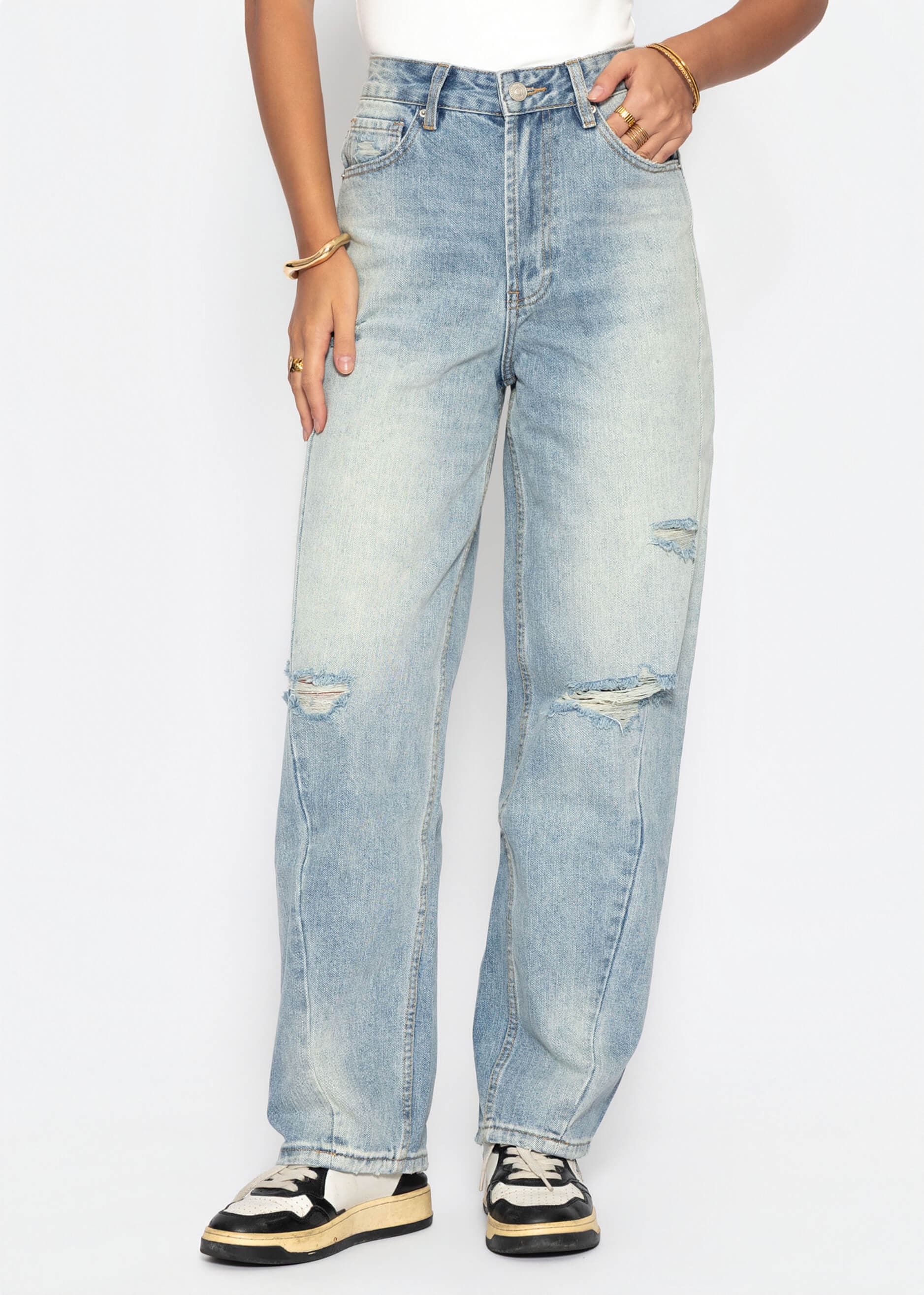 SASSYCLASSY Destroyed-Jeans »High Waist Jeans im Destroyed-Look« Moderne lockere Jeanshose mit sichtbaren Rissen in Blau