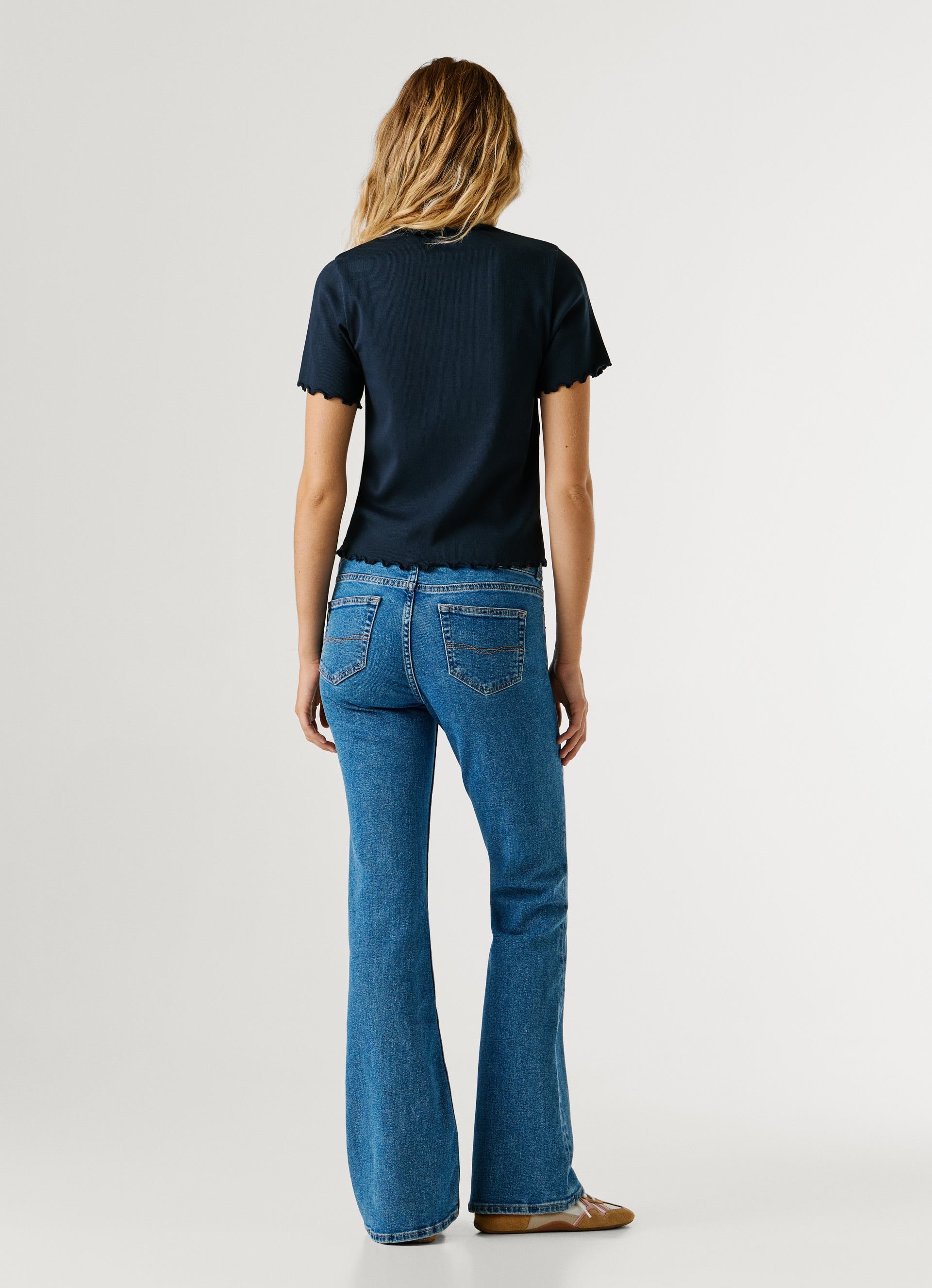 Pepe Jeans T-Shirt »NORA« mit gewellten Abschlüssen