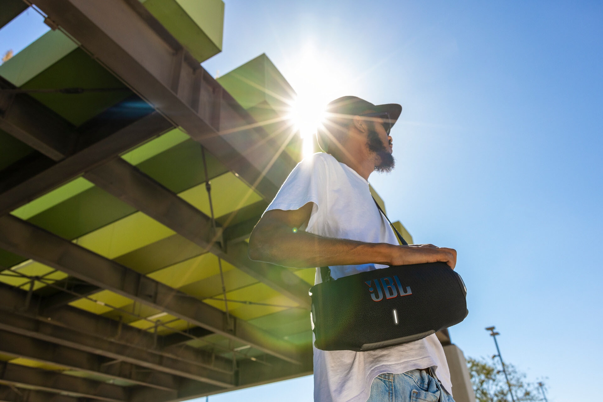 JBL Portable-Lautsprecher »Xtreme 4« Stereo (A2DP Bluetooth | AVRCP Bluetooth | Bluetooth App-Steuerung | Bass- und Lautstärkeregelung | EQ Modi | Kabellos | Powerbank 70 W)