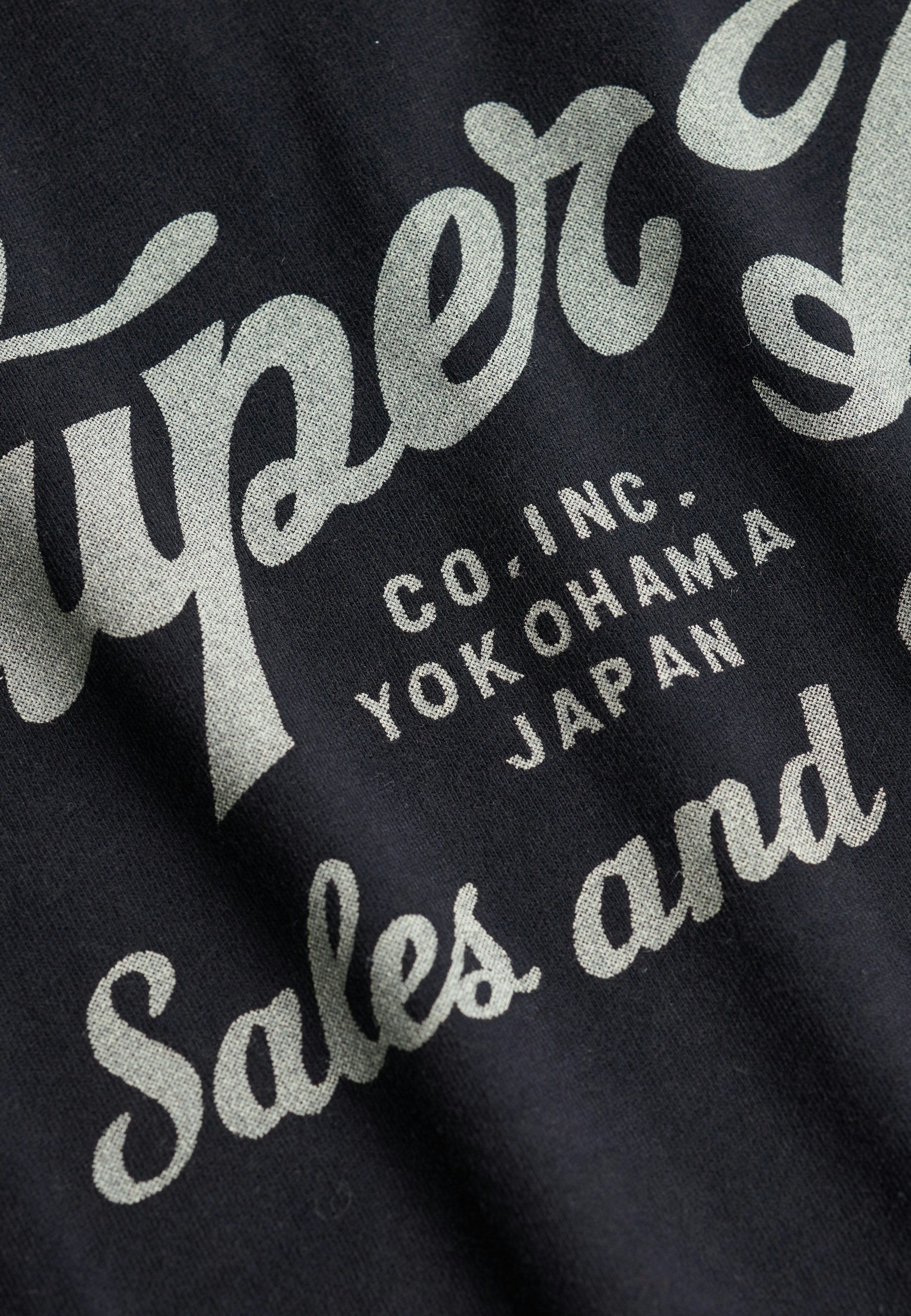 Superdry Rundhalsshirt »Industry Worker Relaxed Tee« aus Baumwolle und Single Jersey, Regular Fit, mit Druck, Kurzarm