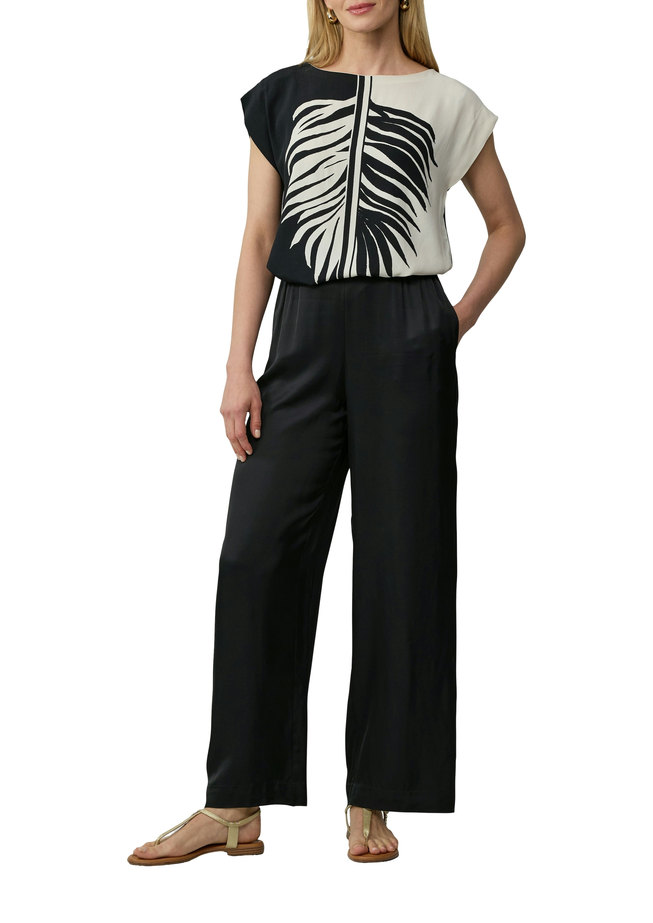 s.Oliver BLACK LABEL T-Shirt mit floralem Print, im Colorblocking-Style