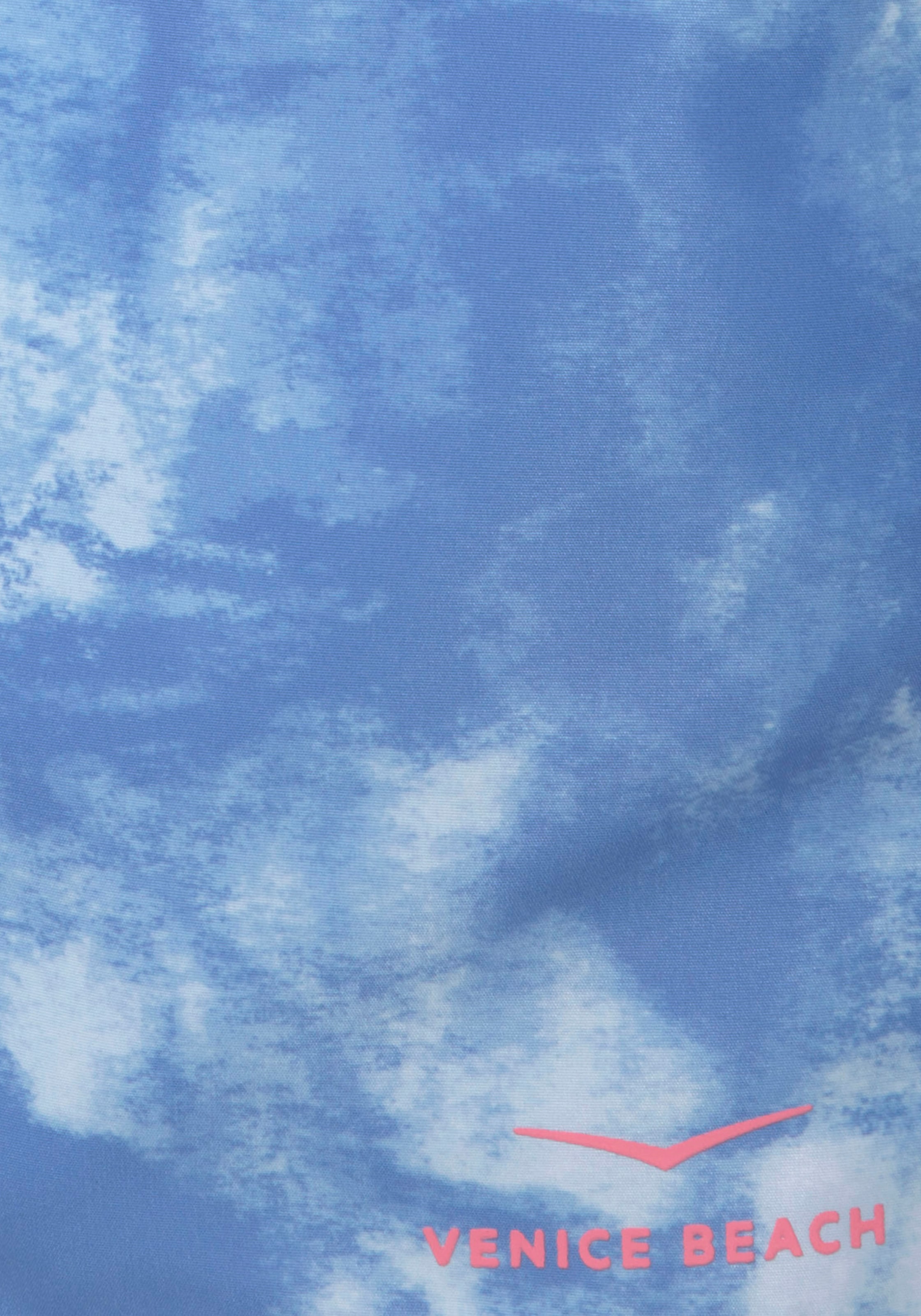 Venice Beach Badeshorts »Mat«, mit trendigem Batikdruck