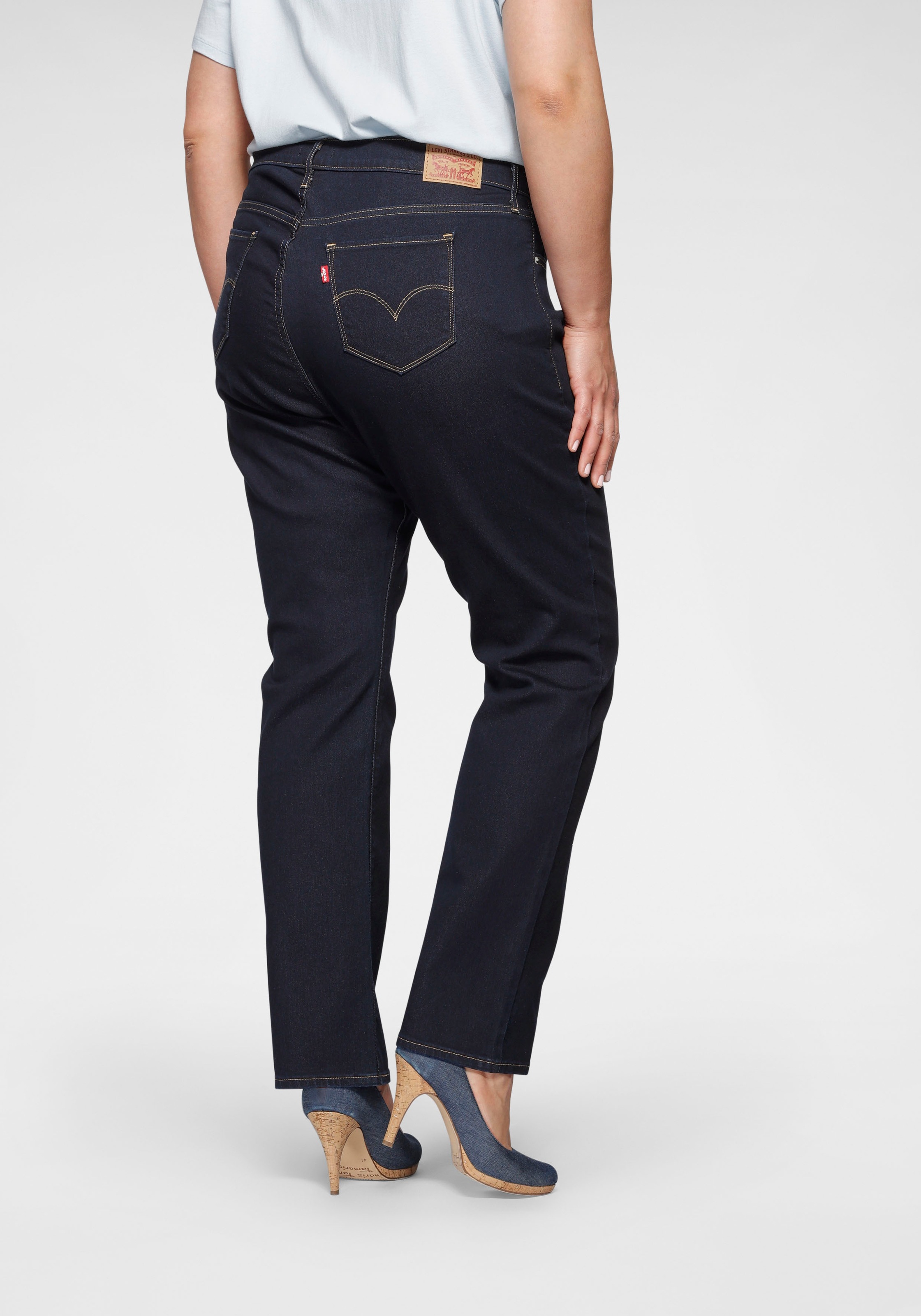 Levi's® Plus Straight-Jeans »314 Shaping Straight«, in Baumwoll-Stretch