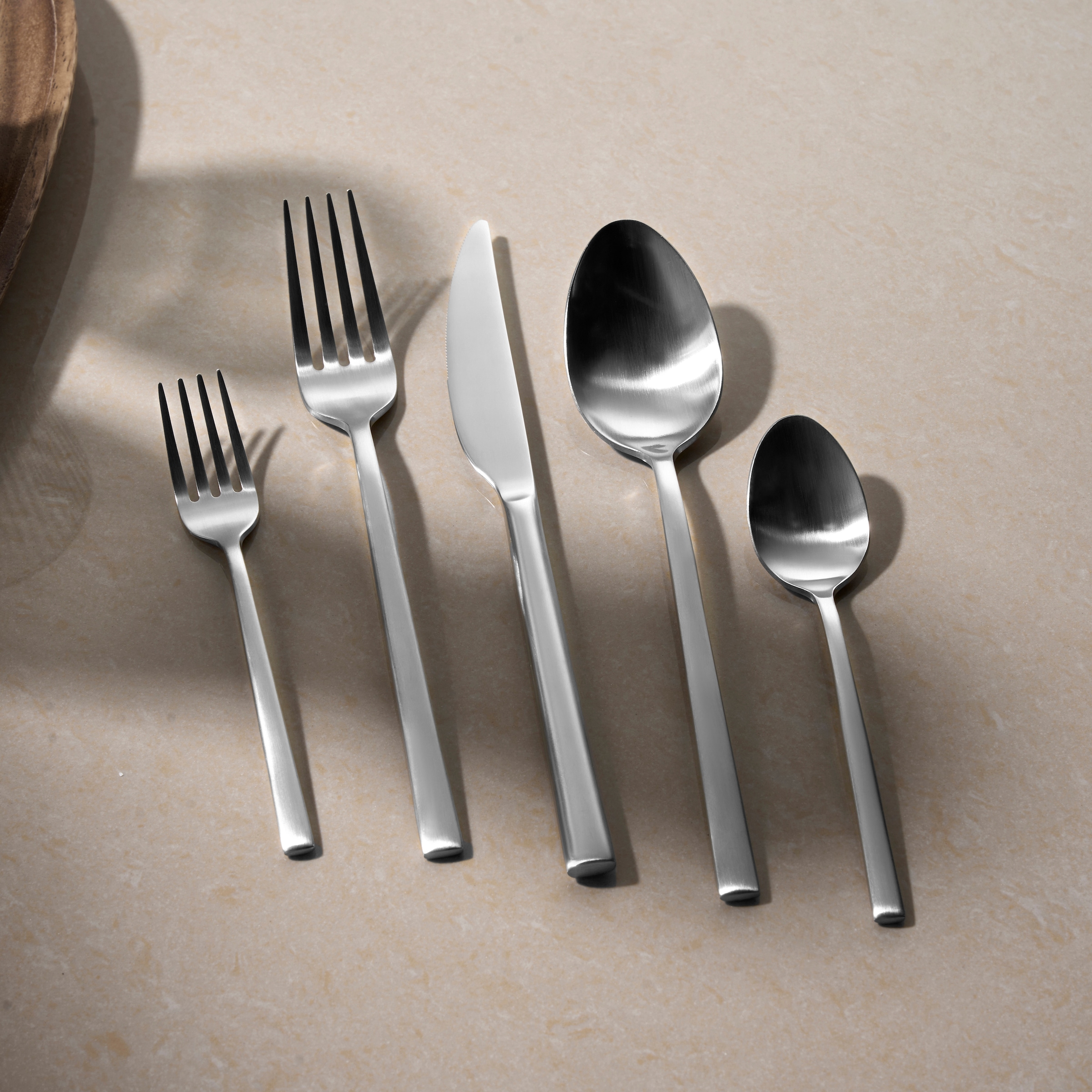 Hanseatic Besteck-Set »SMART, wahlweise in glänzender oder matter Optik« leichtes und minimalistisches Design