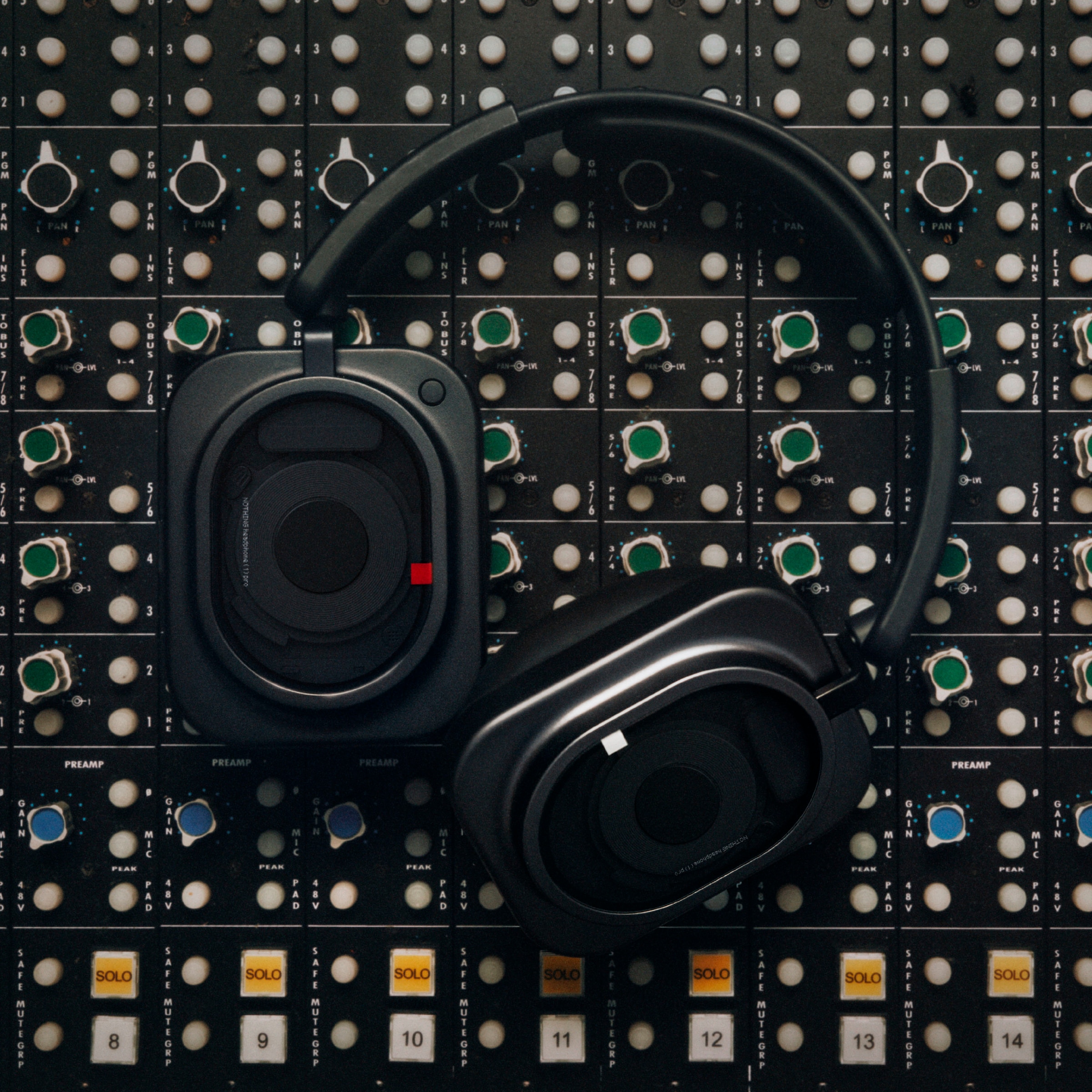 NOTHING Over-Ear-Kopfhörer »Headphone (1) Pro« Bluetooth Active Noise Cancelling (ANC)