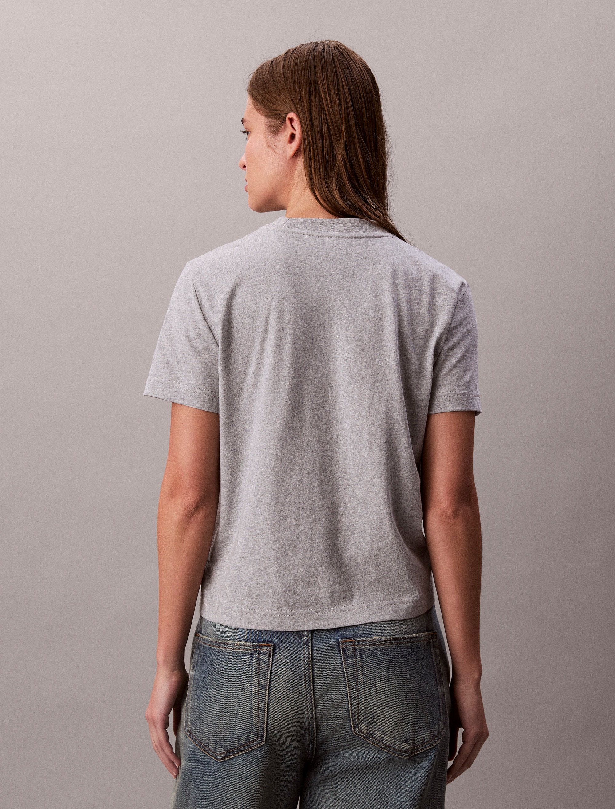 Calvin Klein Jeans T-Shirt »SS FITTED SCRIPT CALVIN KLEIN TE«, Mit Rundhalsausschnitt, regular fit