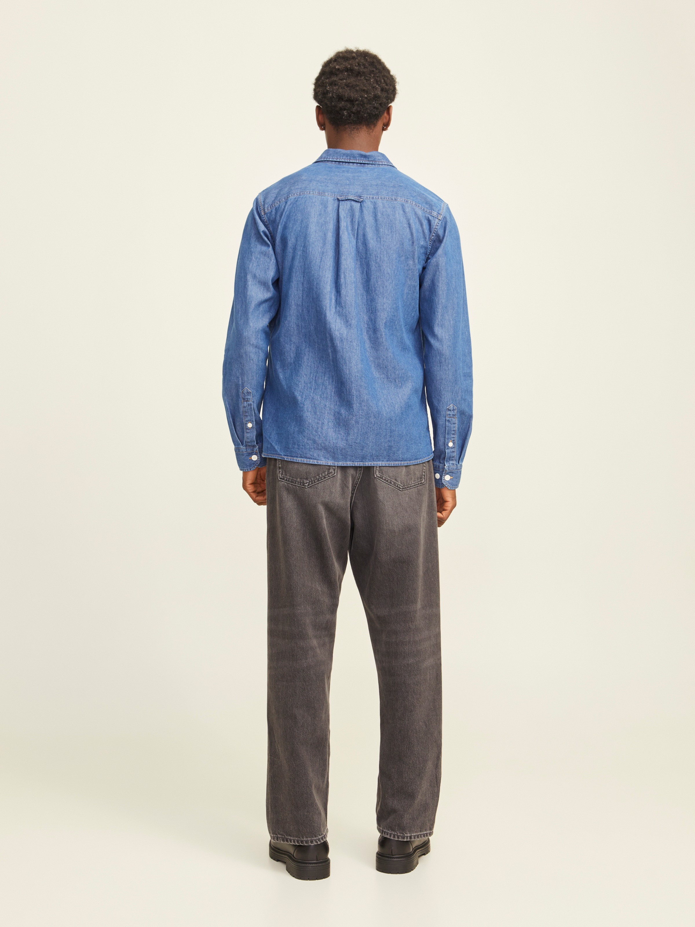 Jack & Jones Langarmhemd »JJETRAVIS SHIRT LS NOOS«, mit Brusttaschen