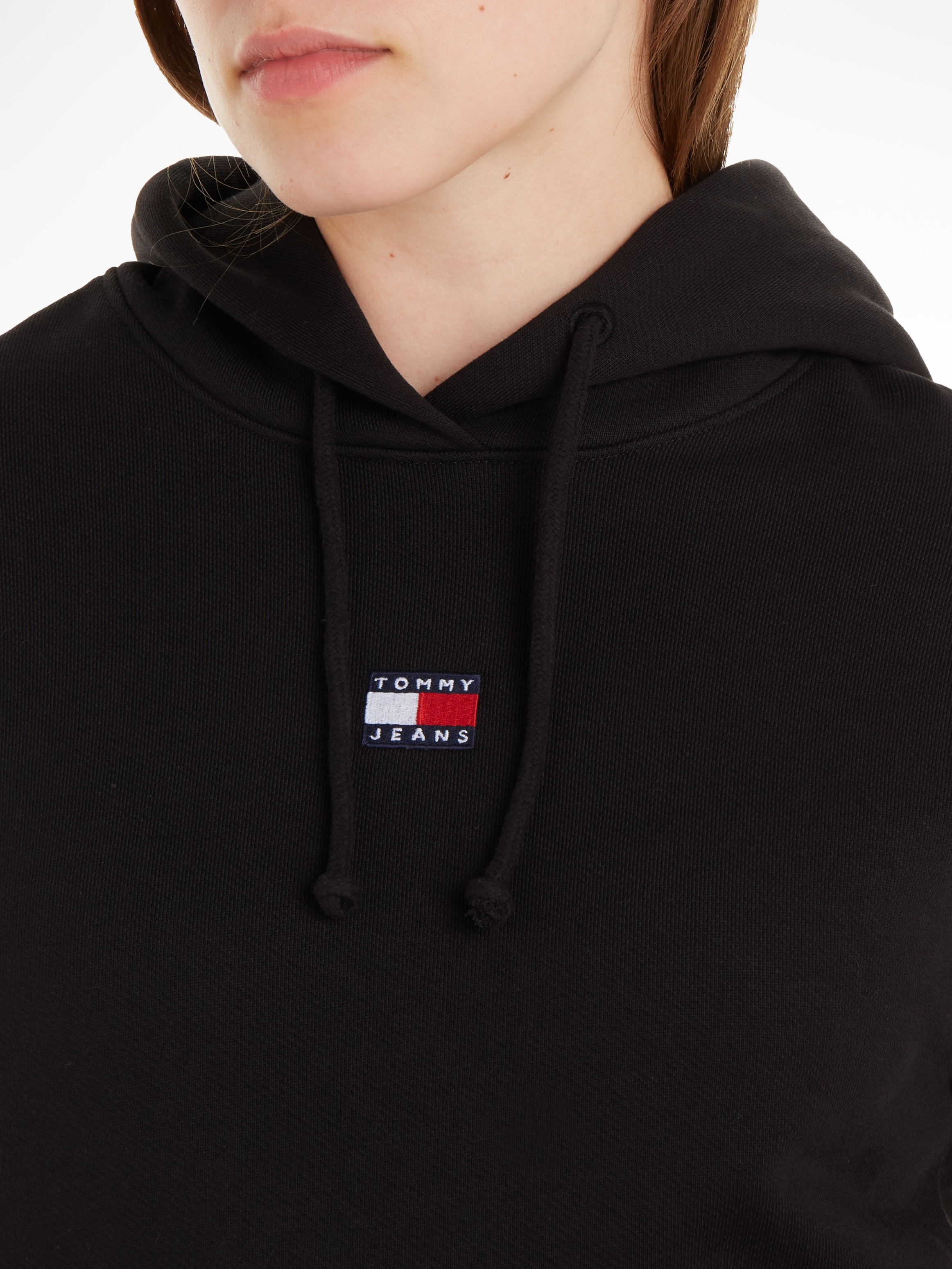 Tommy Jeans Kapuzensweatshirt »TJW BXY BADGE HOODIE«, mit Logostickerei