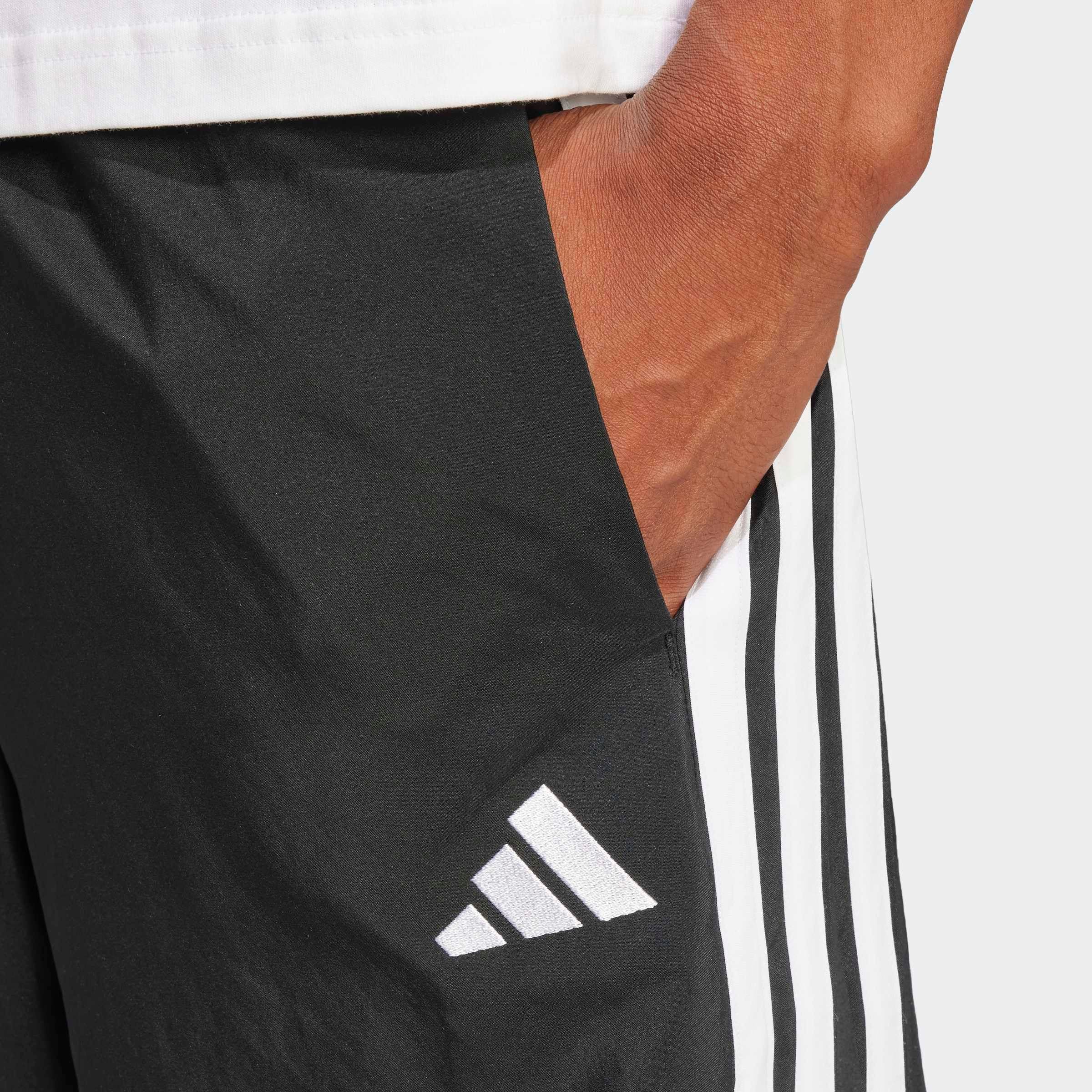 adidas Sportswear Shorts »ESSENTIALS 3-STREIFEN CHELSEA«  mit 3-Streifen an den Seiten, für Laufen und Sportmode
