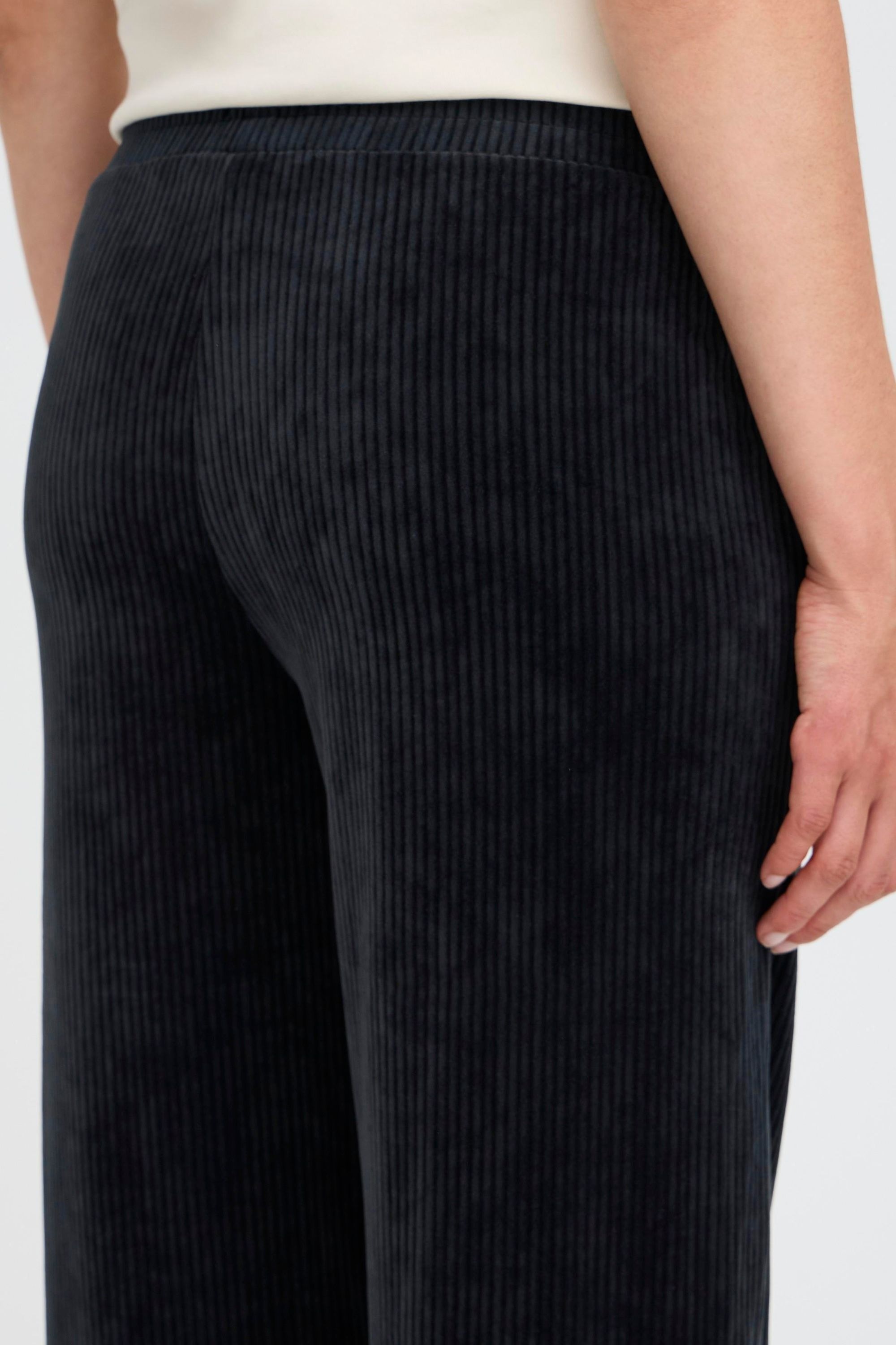 OXMO Loungehose »Loungehose OXEBBA WIDE LEG«