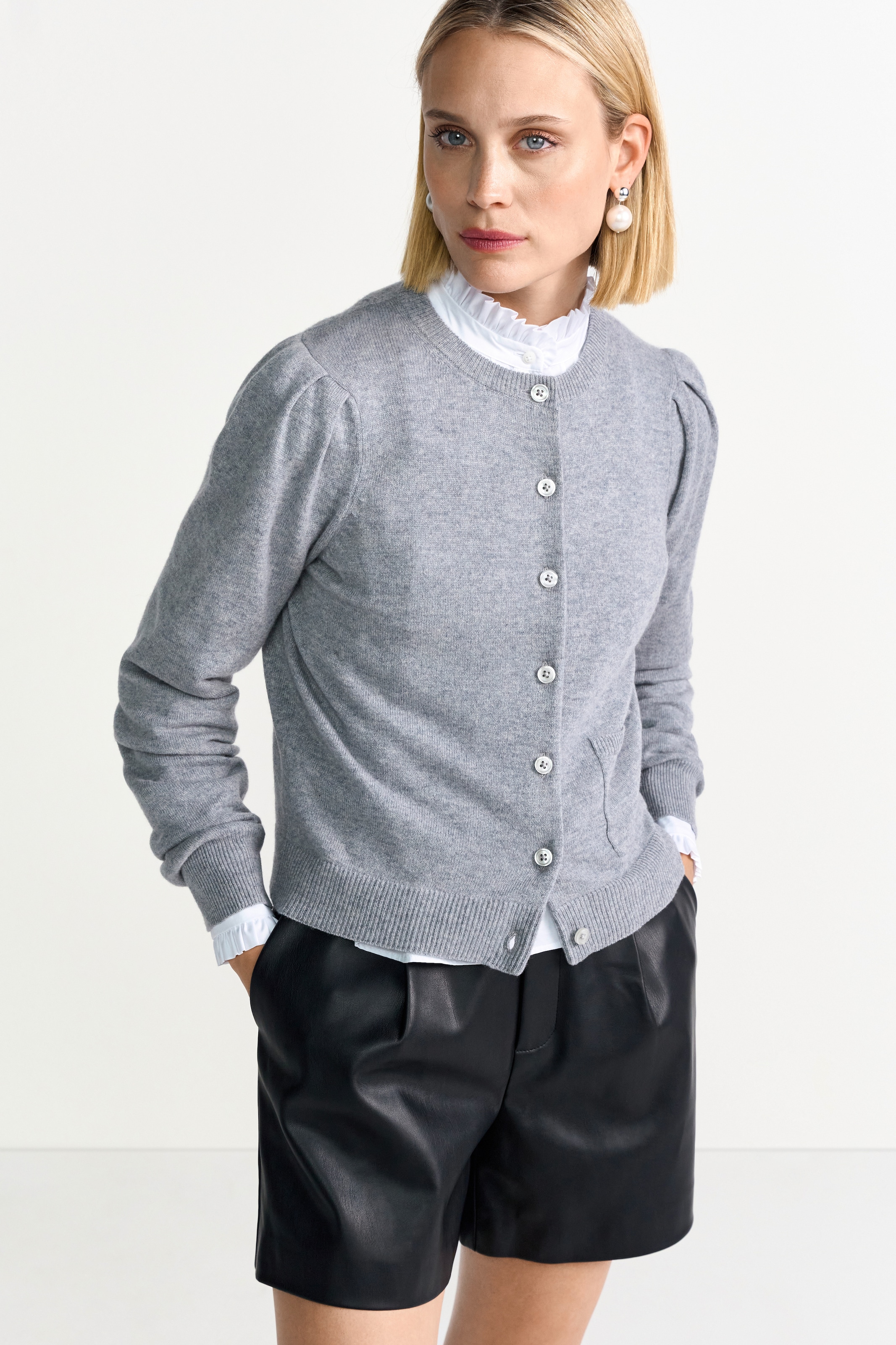 RICHROYAL Shorts  in Lederoptik, ausgestellter Schnitt