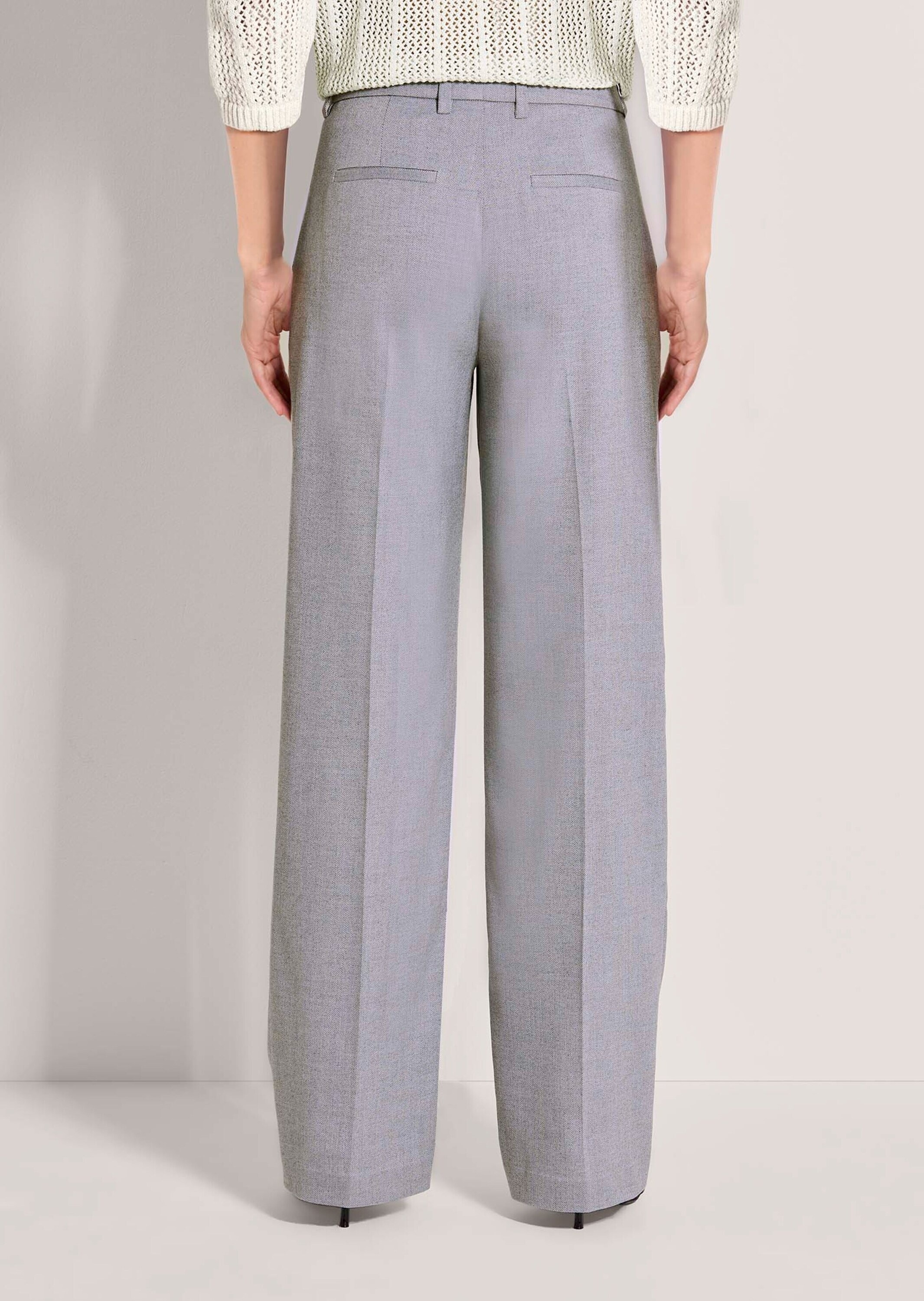 MADELEINE Stoffhose »Bundfaltenhose Fischgrathose mit weitem Schnitt«  Dezente Struktur