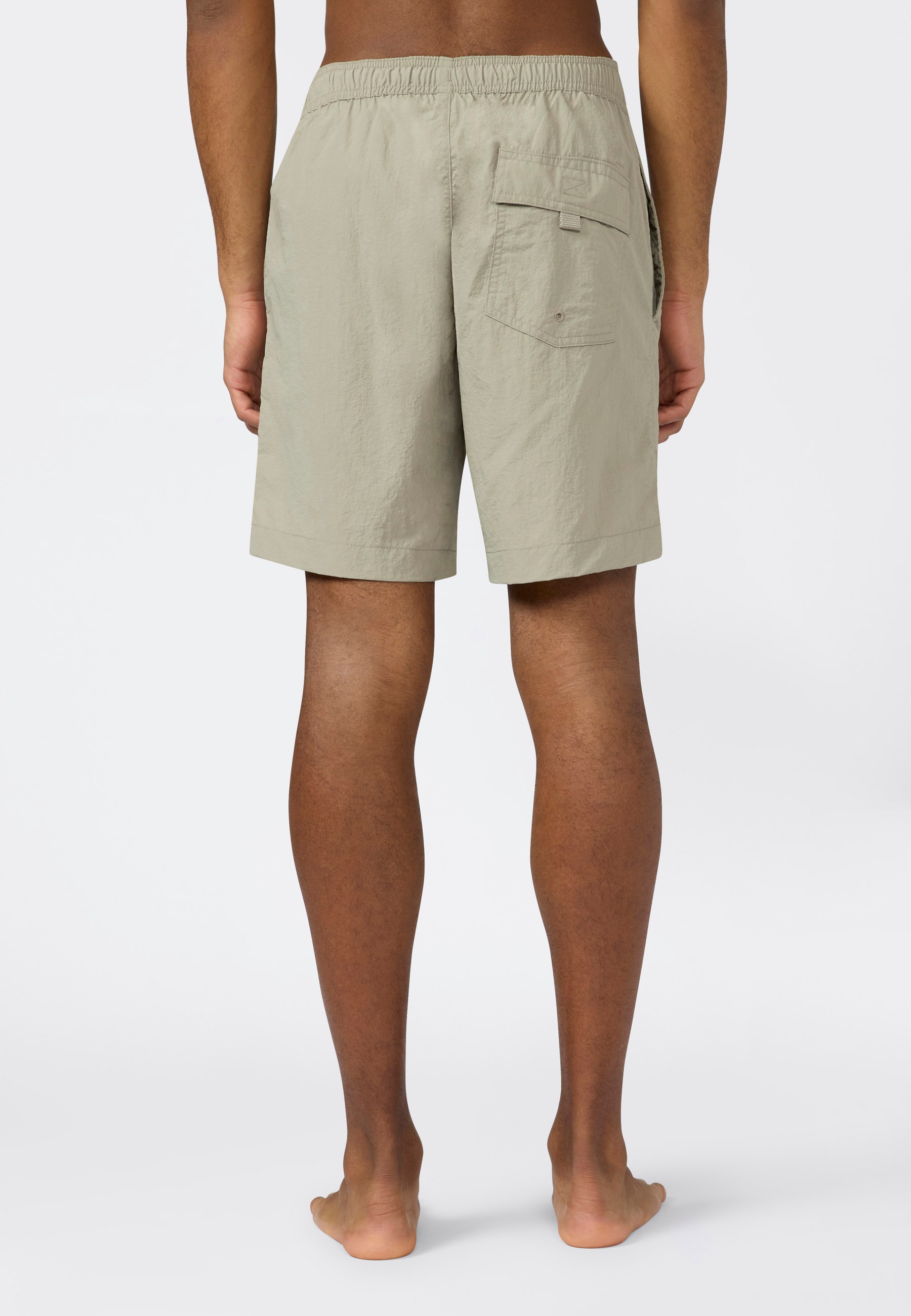 Champion Badeshorts »Beachshort Standard Fit« mit Logostickerei, unifarben, pflegeleicht, schnell trocknend