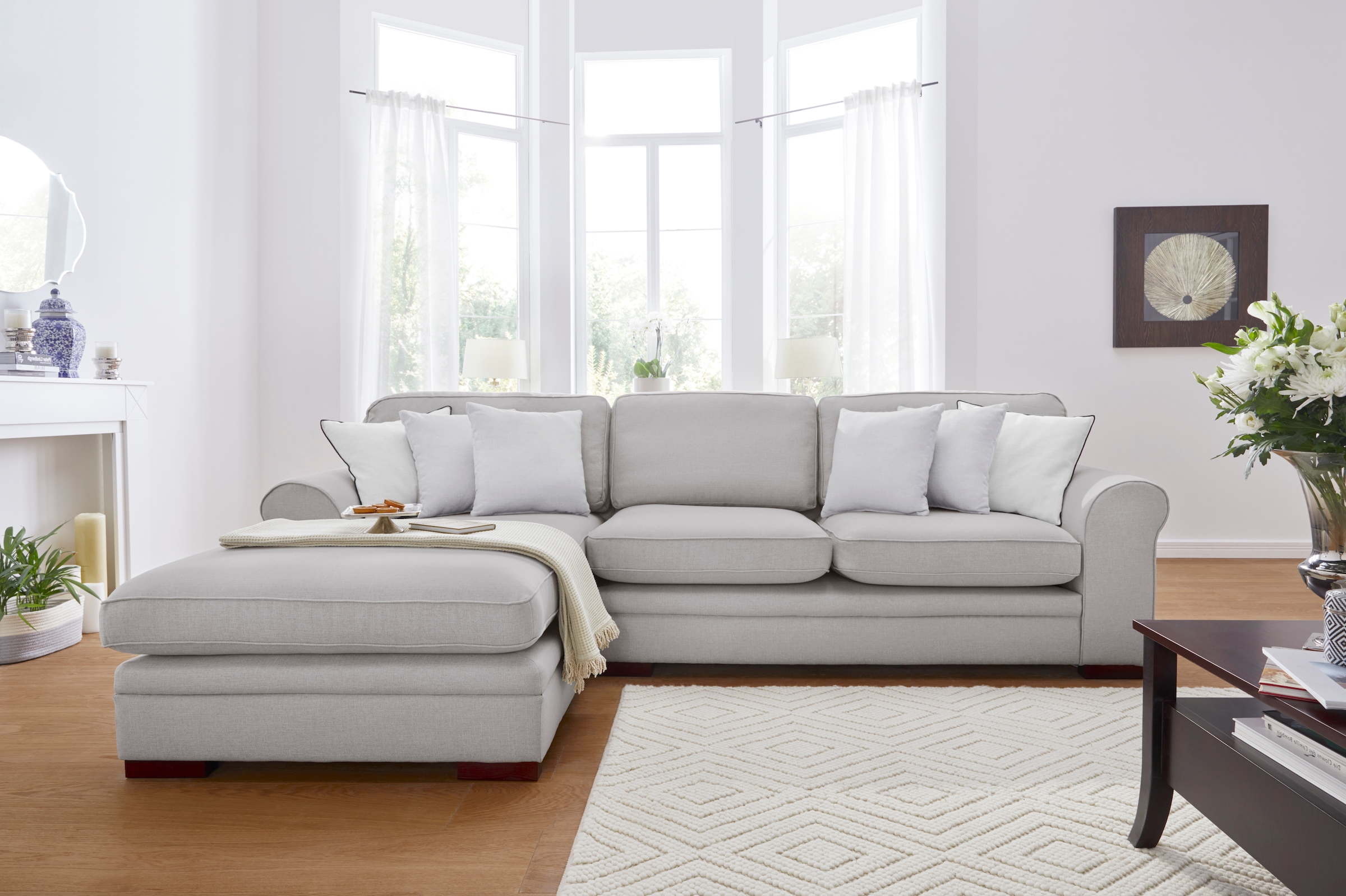 Home affaire Ecksofa »Broughton L-Form«, weicher Sitzkomfort, incl. 4 Zierkissen, Keder