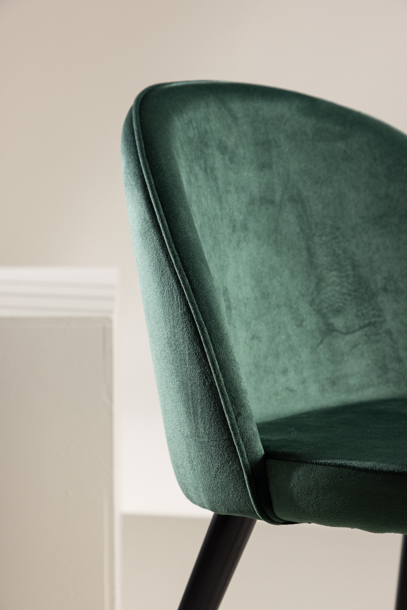 Venture Home Esszimmerstuhl »Velvet, 2er-Set Esszimmerstühle mit Samtbezug, 150 kg belastbar« () 2 Stk.Polsterstuhl, weicher Bezug, Metallbeine, abgerundet